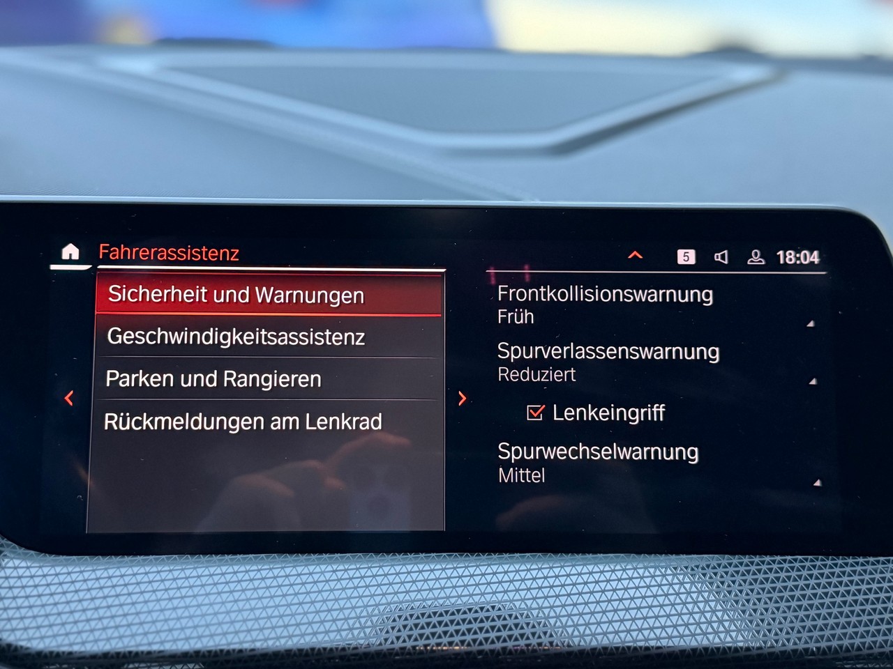 BMW M135i xDrive Swiss Performance Steptronic, Bild 22