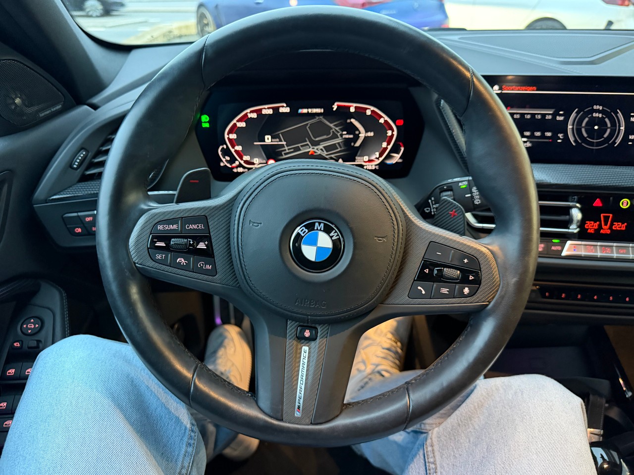 BMW M135i xDrive Swiss Performance Steptronic, Bild 27