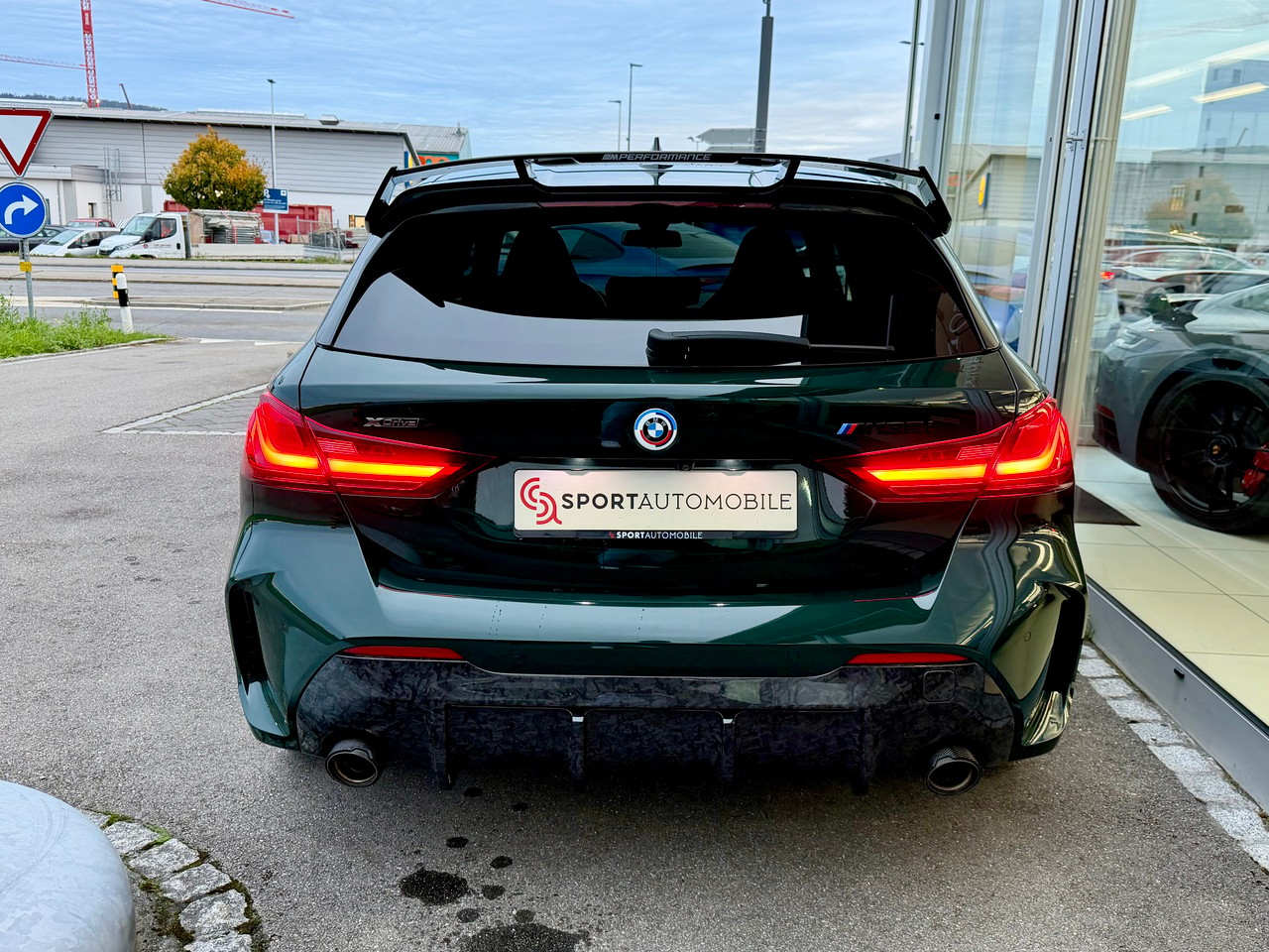 BMW M135i xDrive Swiss Performance Steptronic, Bild 10
