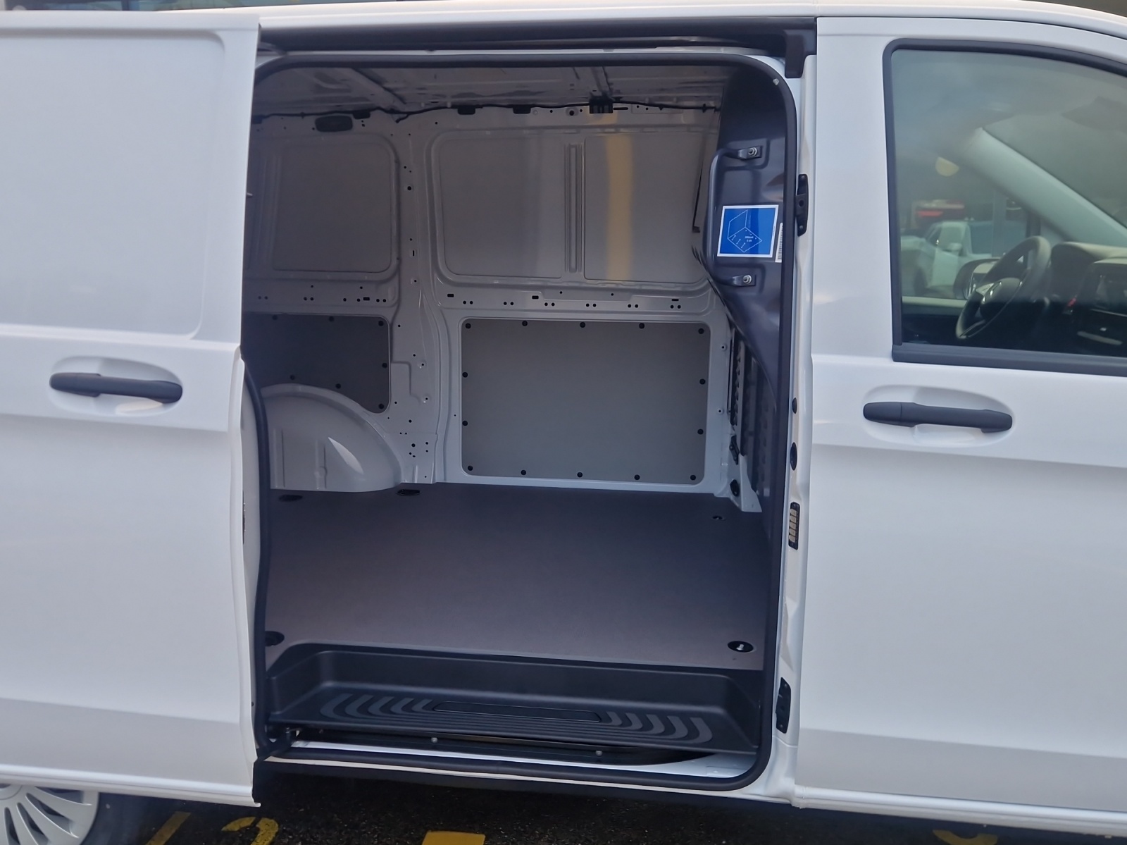 MERCEDES-BENZ Vito 114 CDI Lang Pro 9G-Tronic 4M WORKER - 10