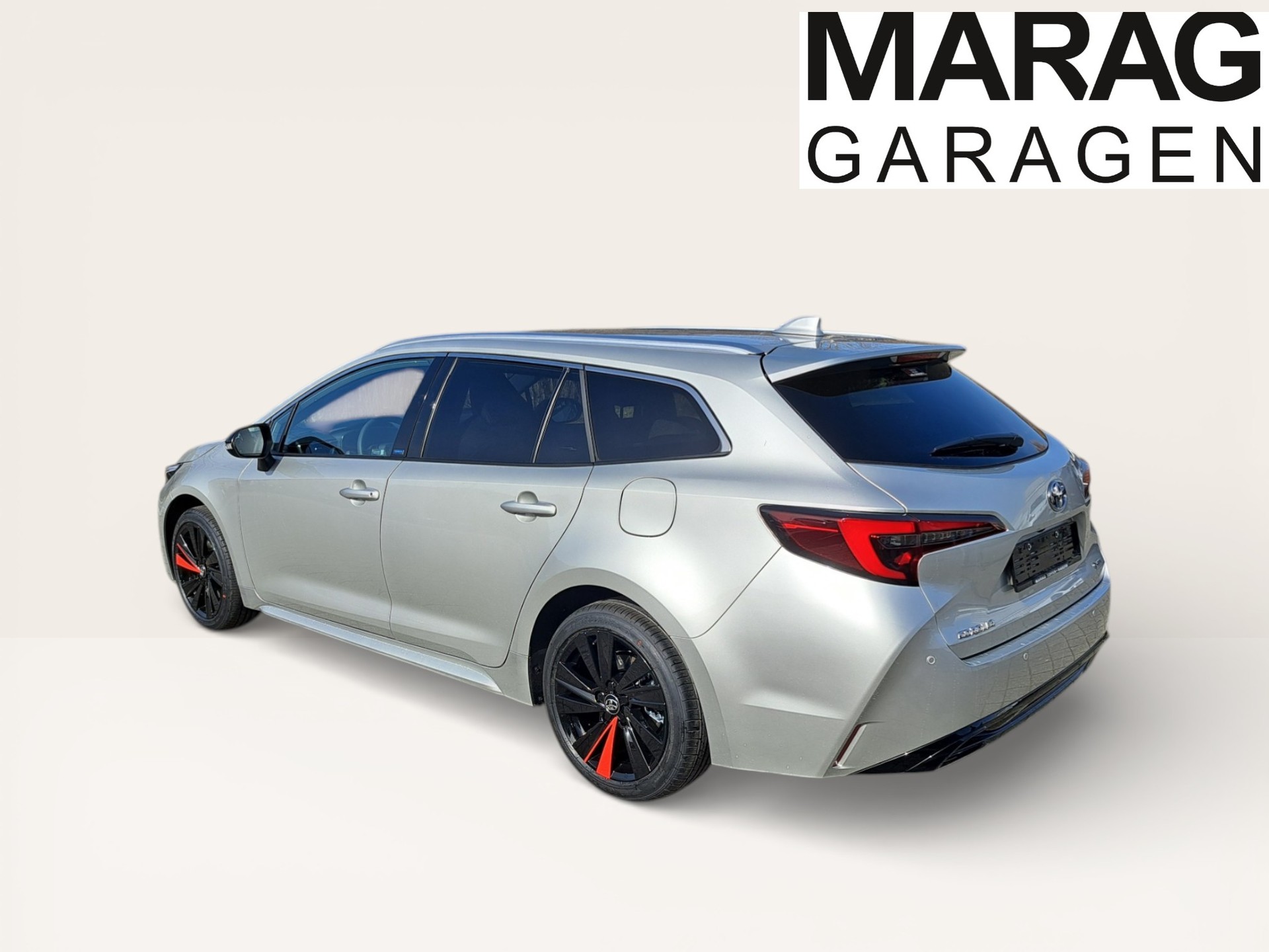 TOYOTA Touring Sports 2.0 HEV Swiss Edition - 9