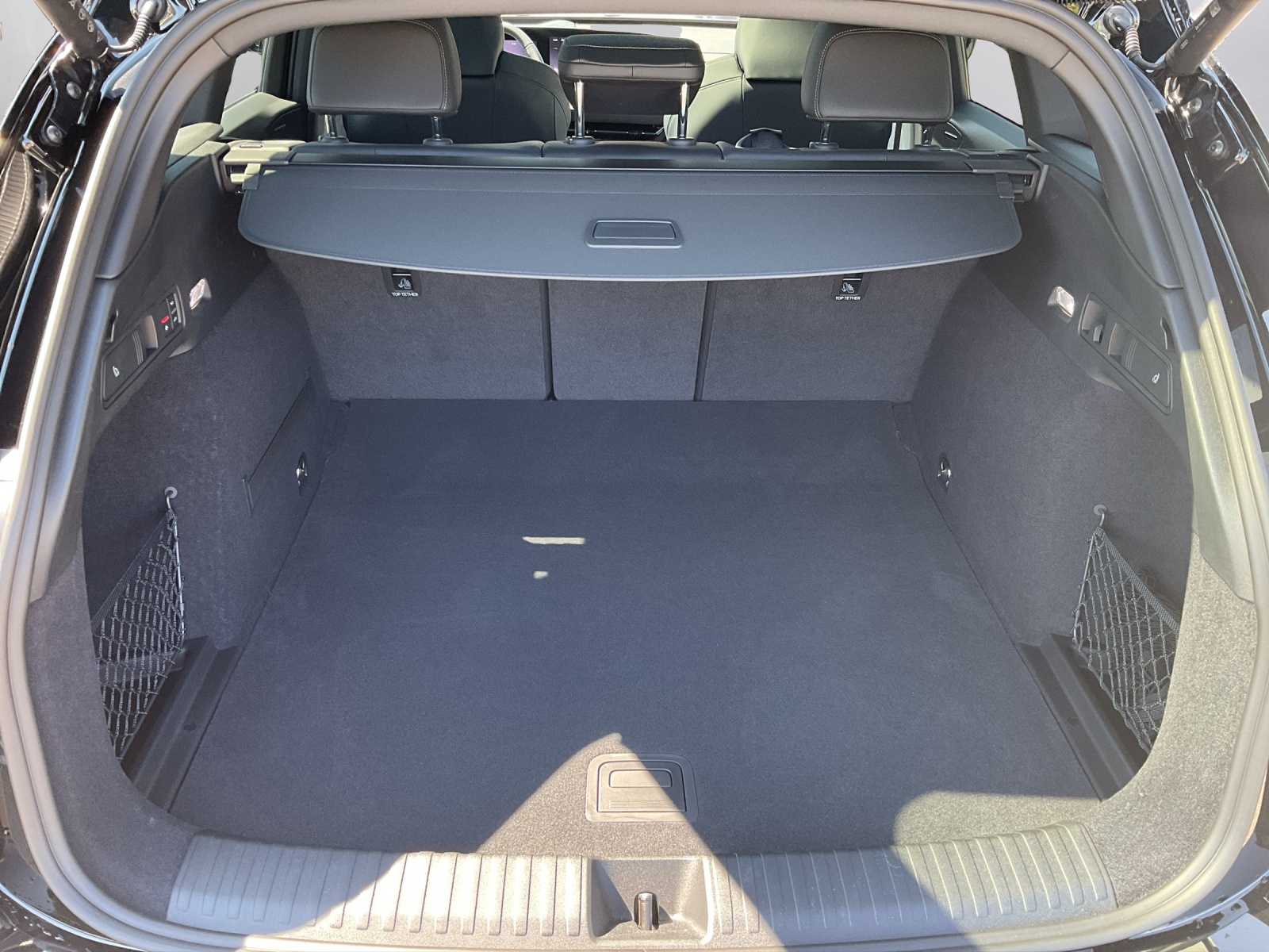 AUDI SQ6 e-tron quattro - 12