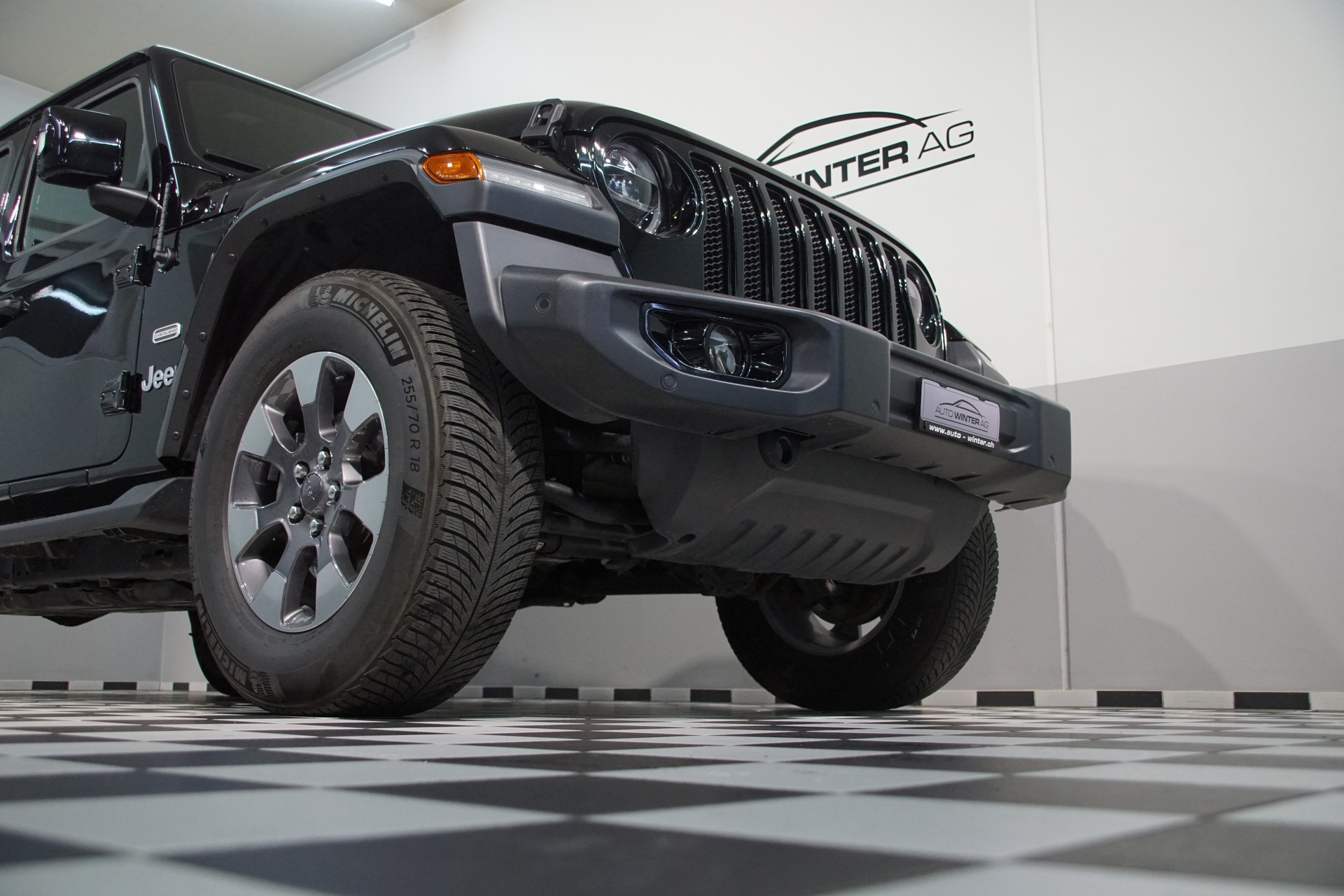 JEEP Wrangler 2.0 Unlimited Sahara Overland *swiss* Automatic - 4