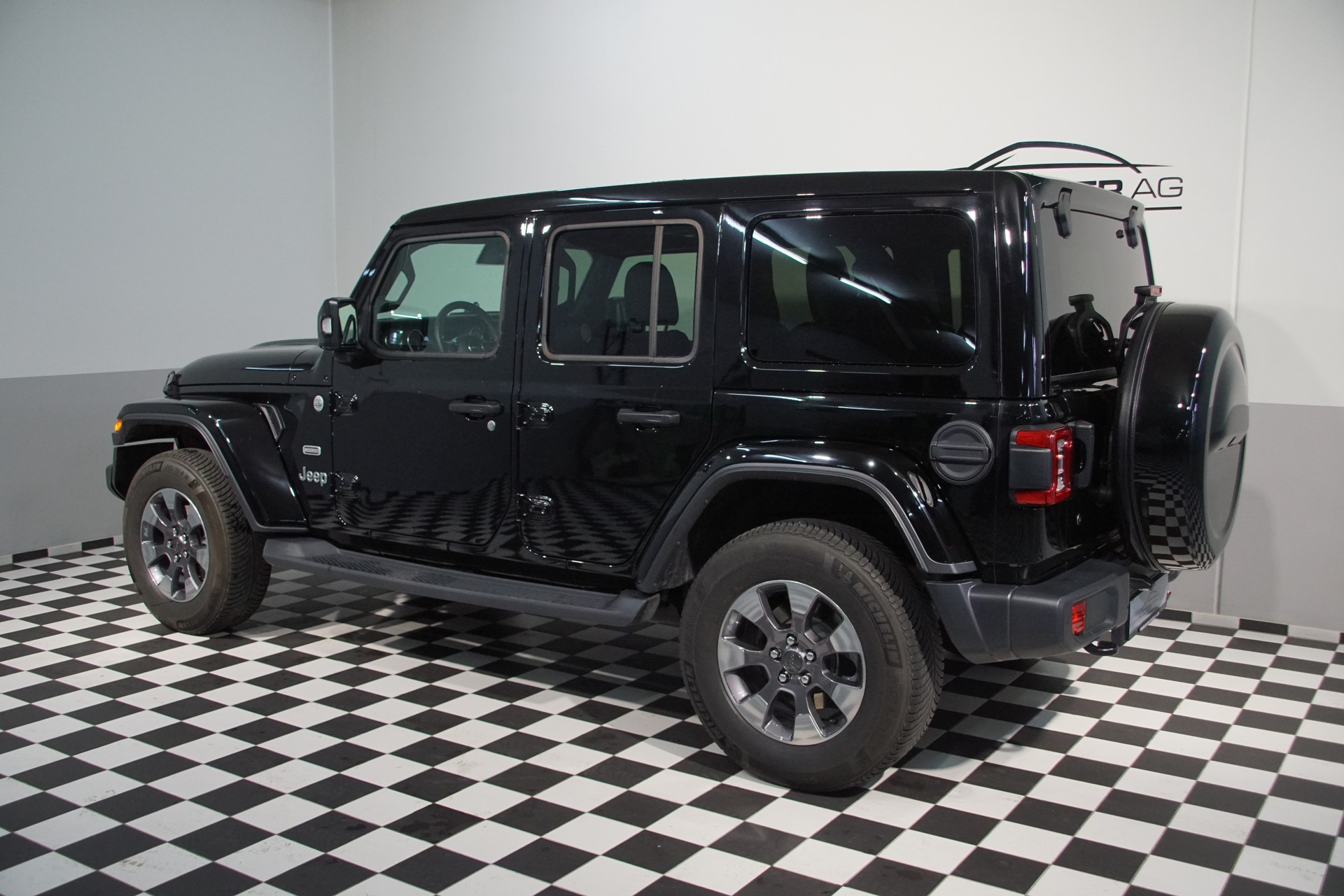 JEEP Wrangler 2.0 Unlimited Sahara Overland *swiss* Automatic - 6