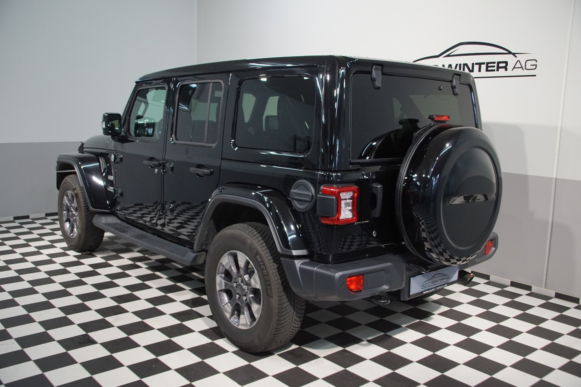 JEEP Wrangler 2.0 Unlimited Sahara Overland *swiss* Automatic - 7