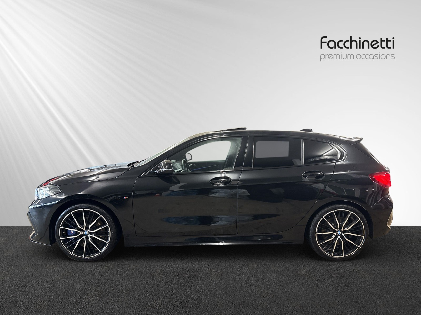 BMW M135i xDrive Steptronic - 2
