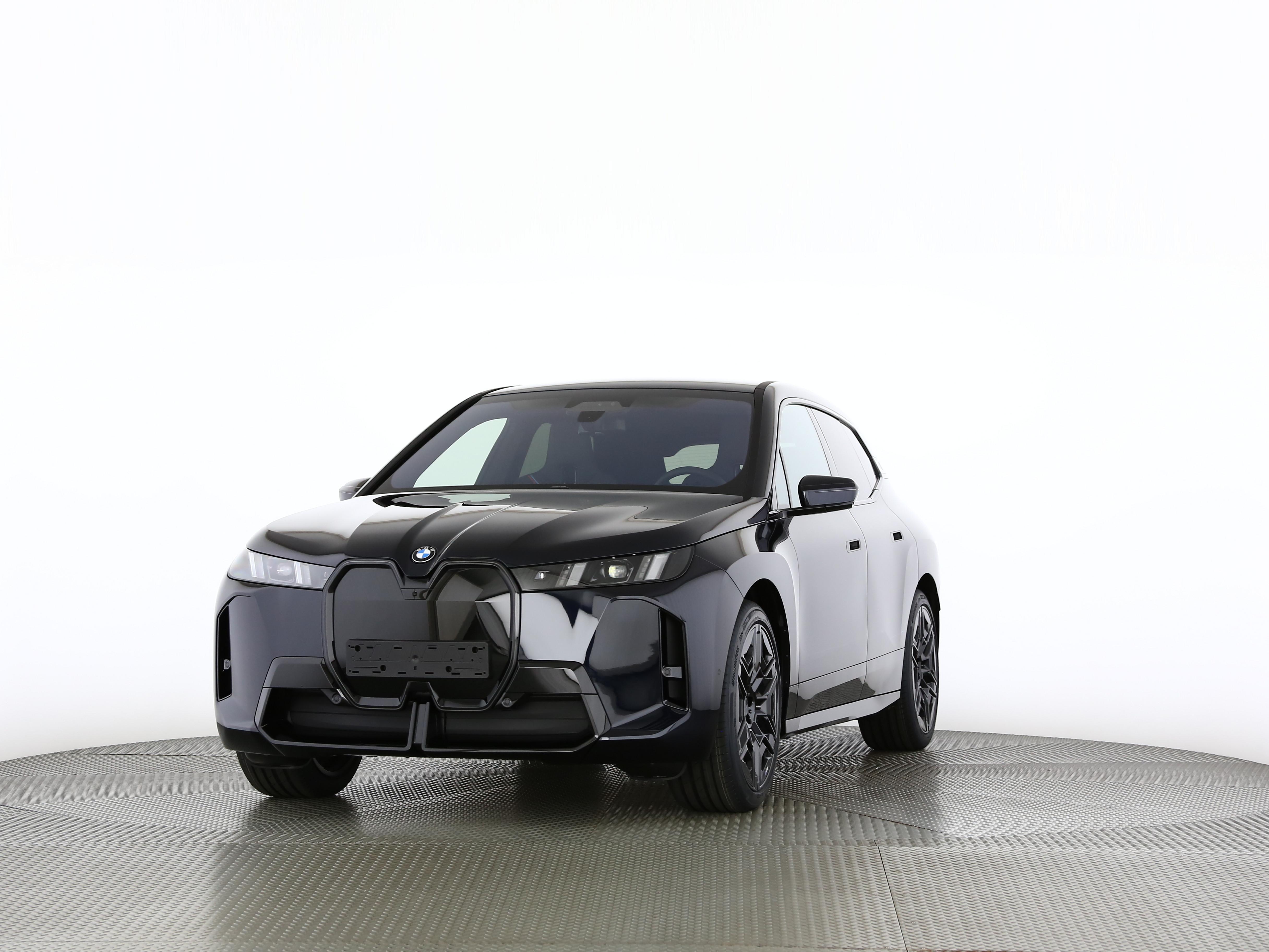 iX xDrive60