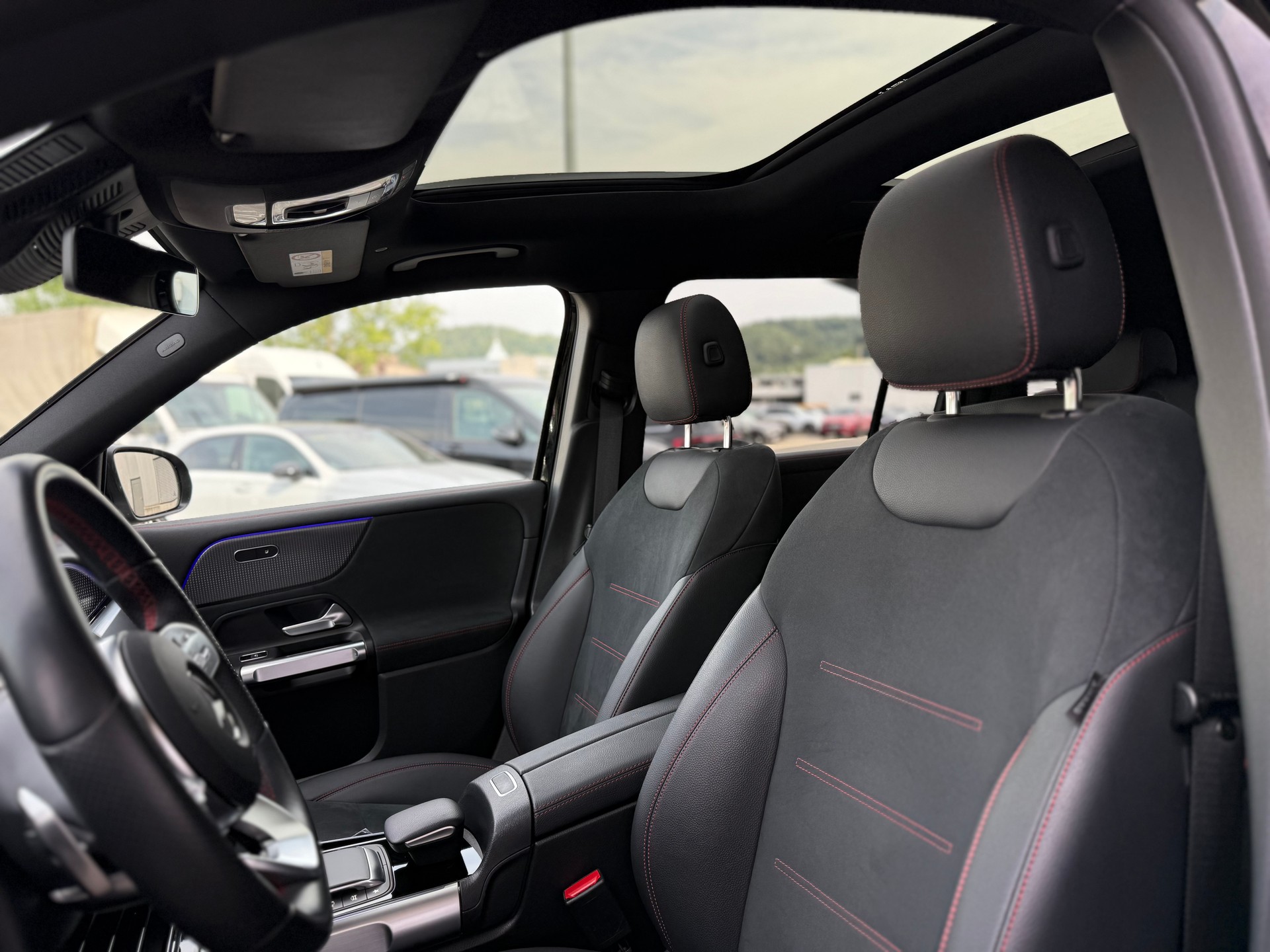 MERCEDES-BENZ EQB 350 AMG Line 4Matic - 5