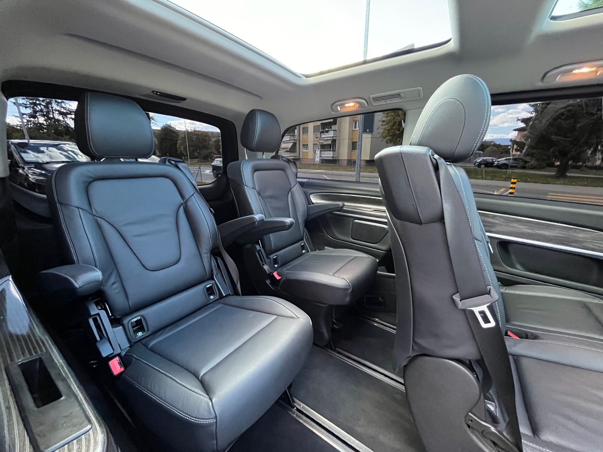 MERCEDES-BENZ V 300 d lang Avantgarde 4Matic 9G-Tronic - 20