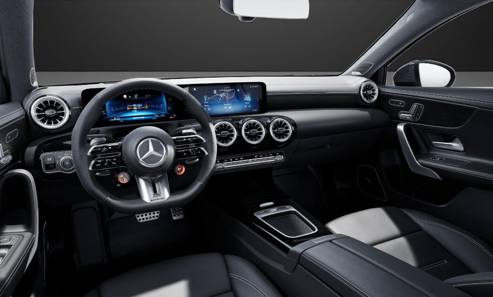 MERCEDES-BENZ A AMG 45 S 4Matic+ 8G-DCT - 7