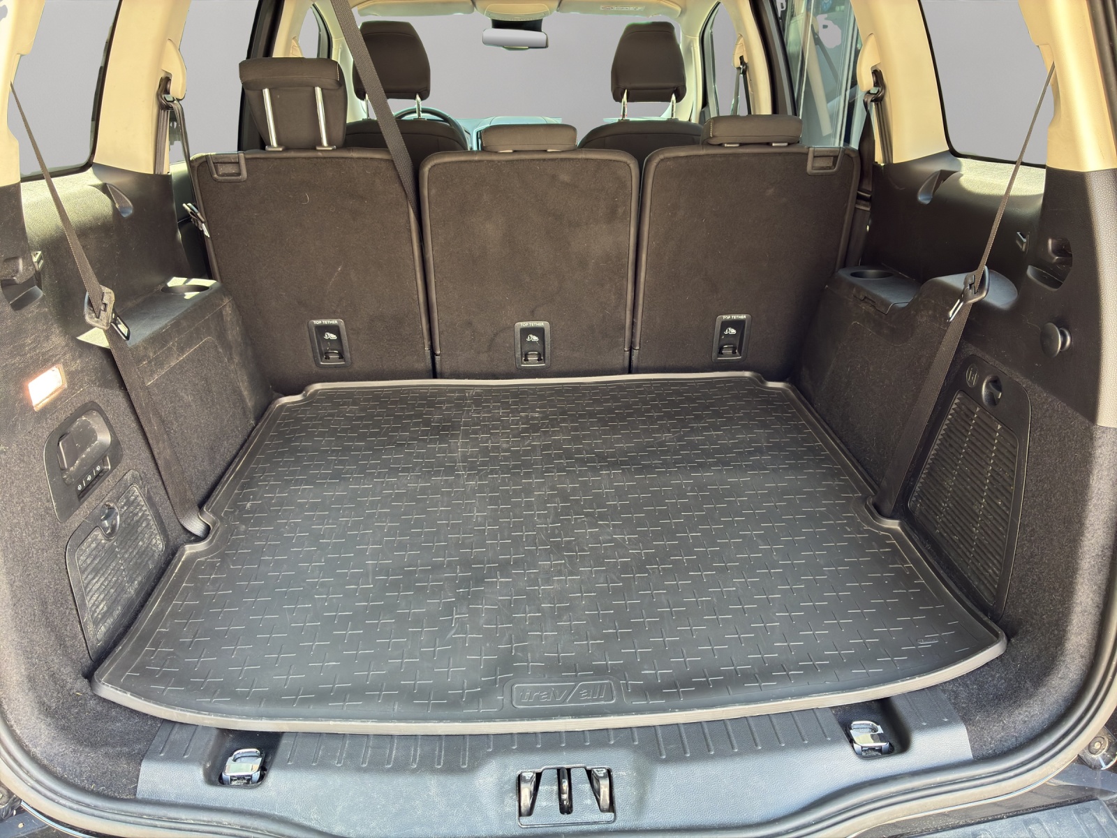 FORD Galaxy 2.5 FHEV Trend 7Pl CVT - 16