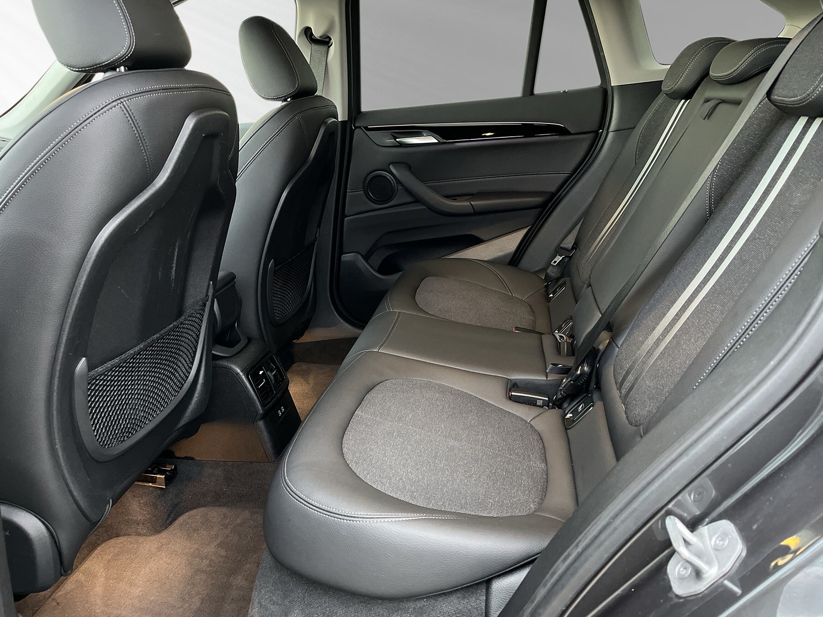 BMW X1 xDrive 25e Sport Line Steptronic - 7