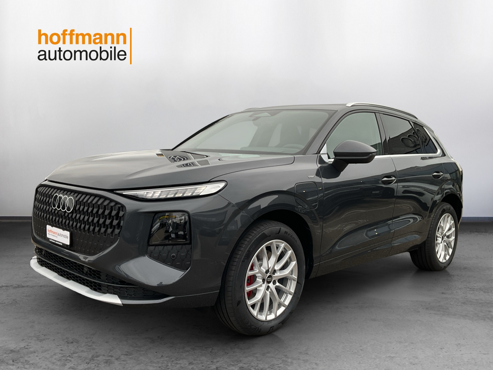 AUDI Q3 SUV e-hybrid 200 kW S tronig