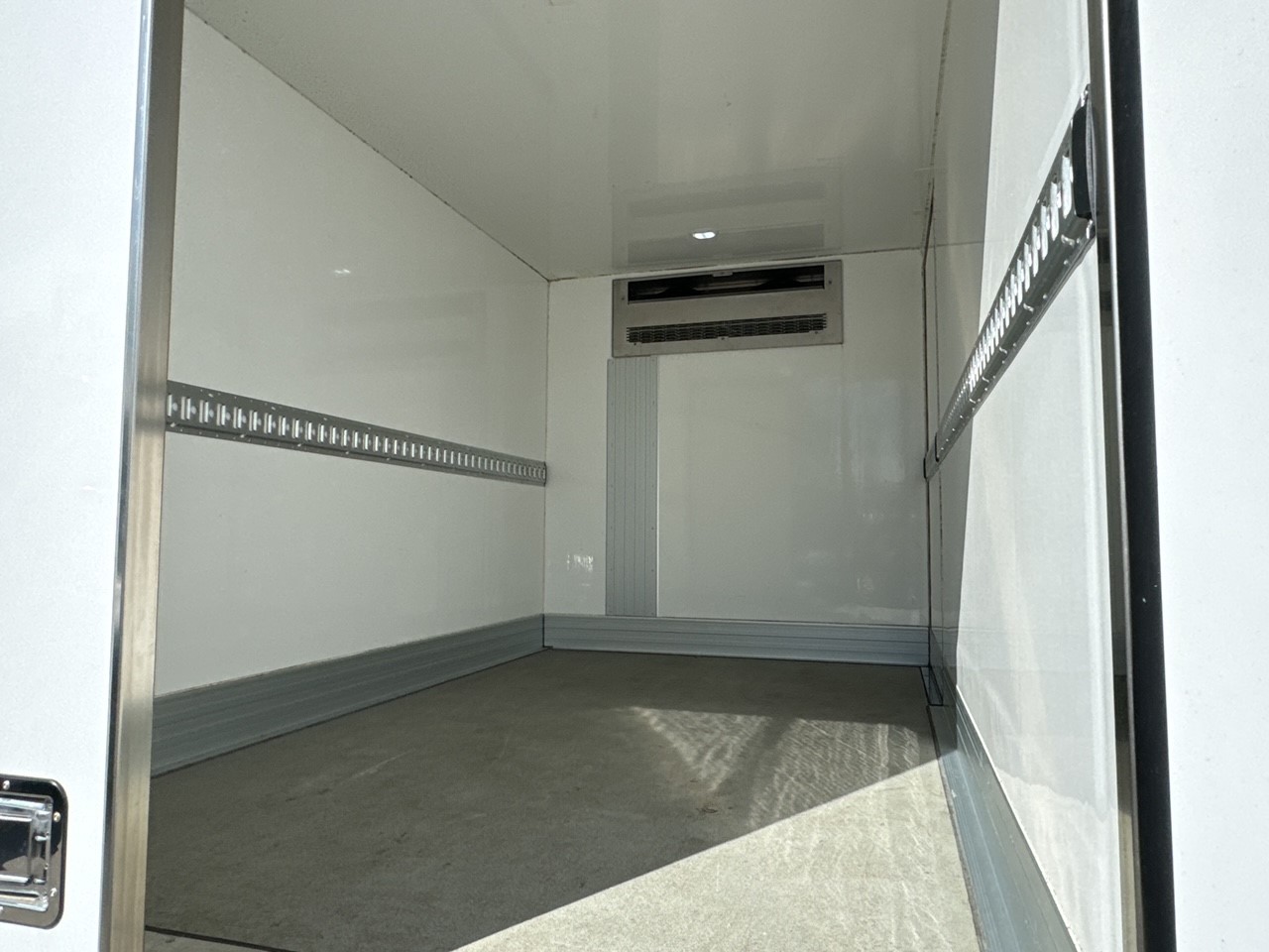 MERCEDES-BENZ SPRINTER ELEKTRISCH MIT CO2 KÜHLANLAGE - 8