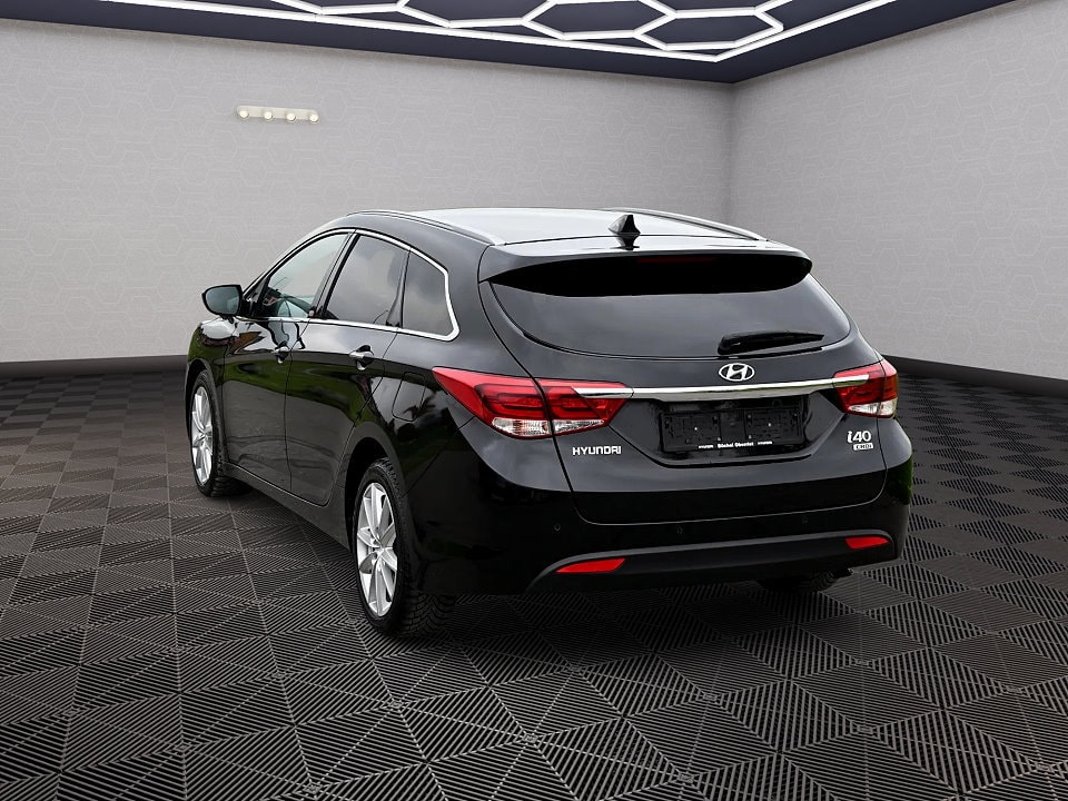 HYUNDAI i40 Wagon 1.7 CRDI Amplia Automatic - 4