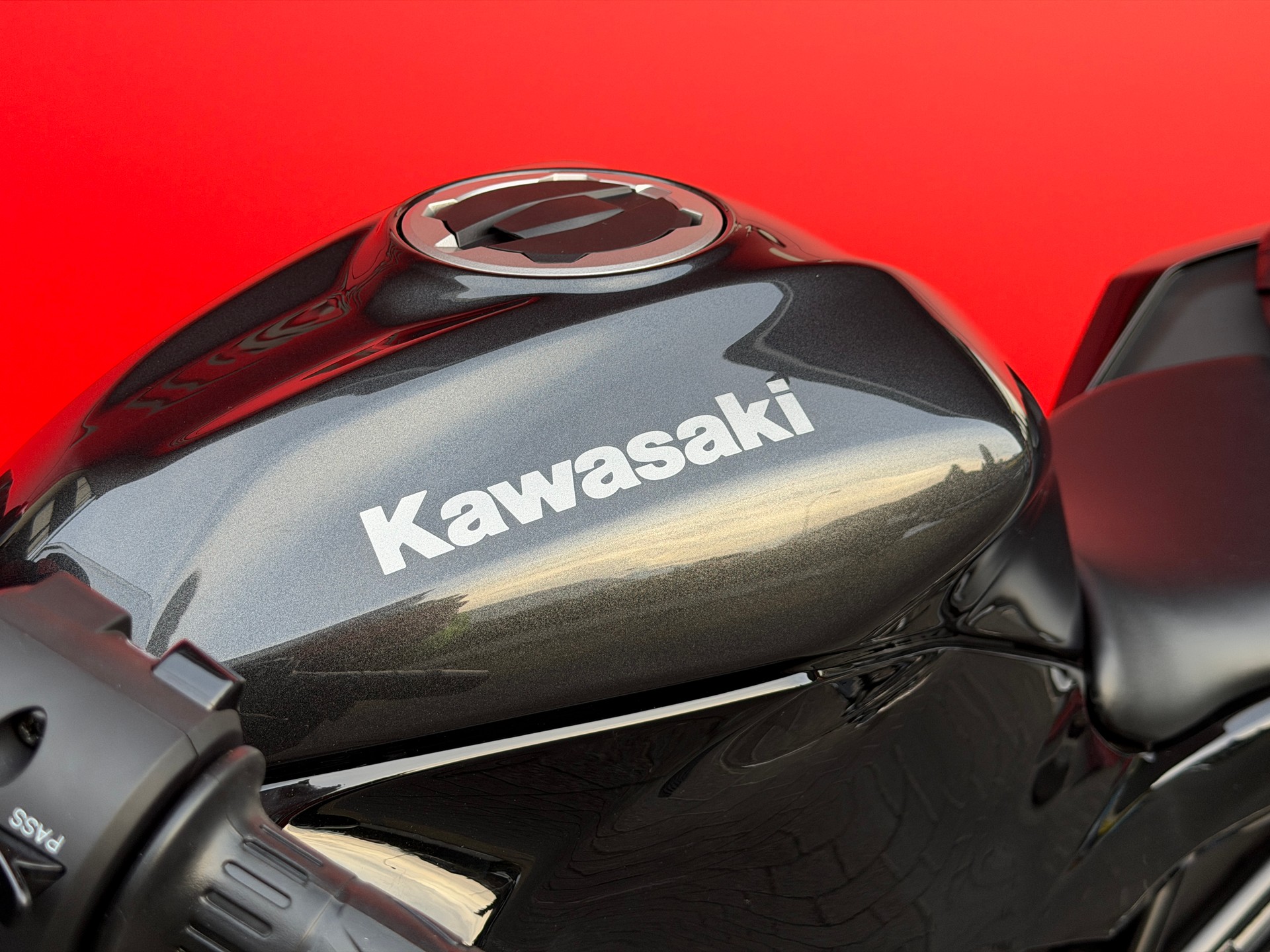 KAWASAKI Ninja 125 - 12