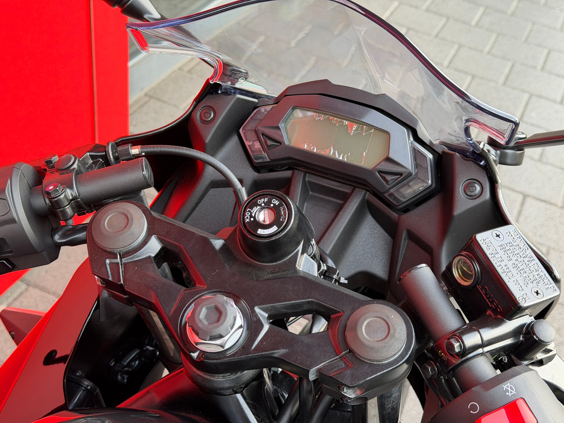 KAWASAKI Ninja 125 - 15