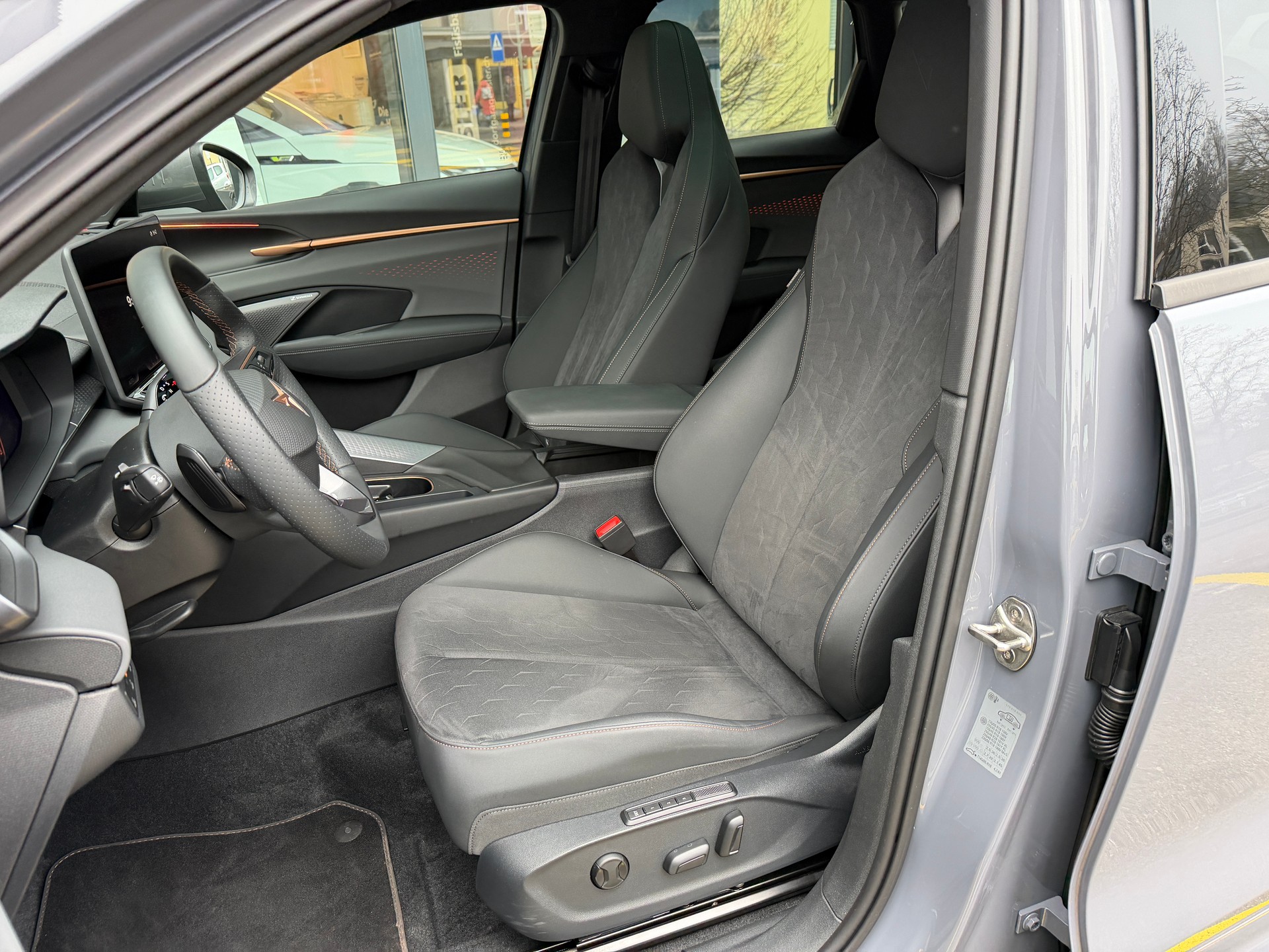 CUPRA Terramar 2.0 TSI DSG 4Drive VZ - 10