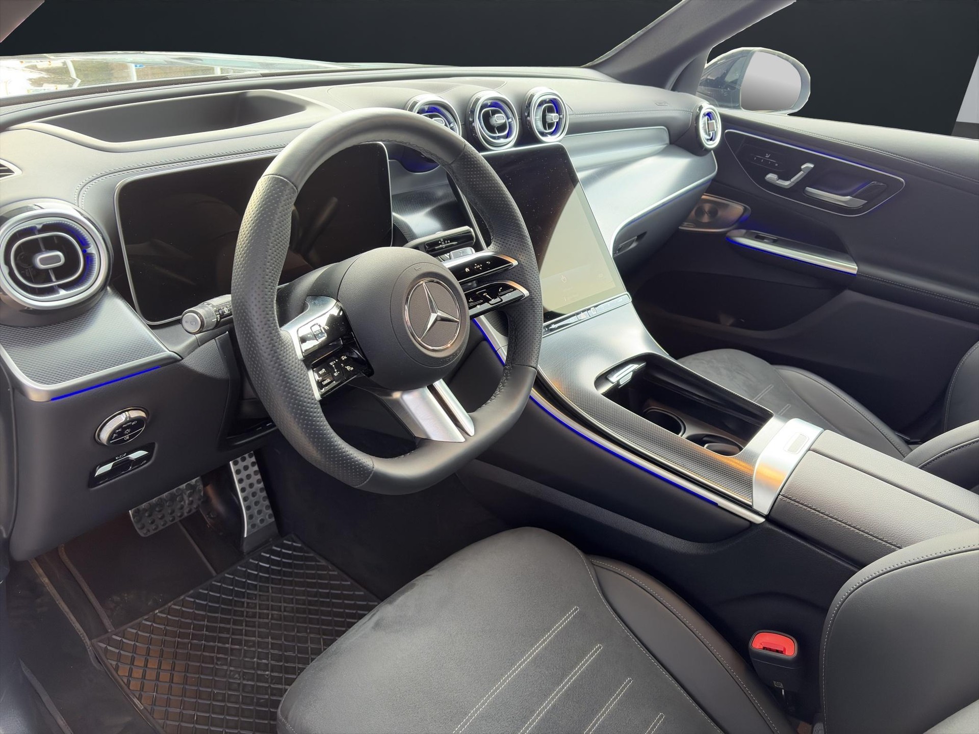 MERCEDES-BENZ GLC 220 d AMG Line 4matic - 10