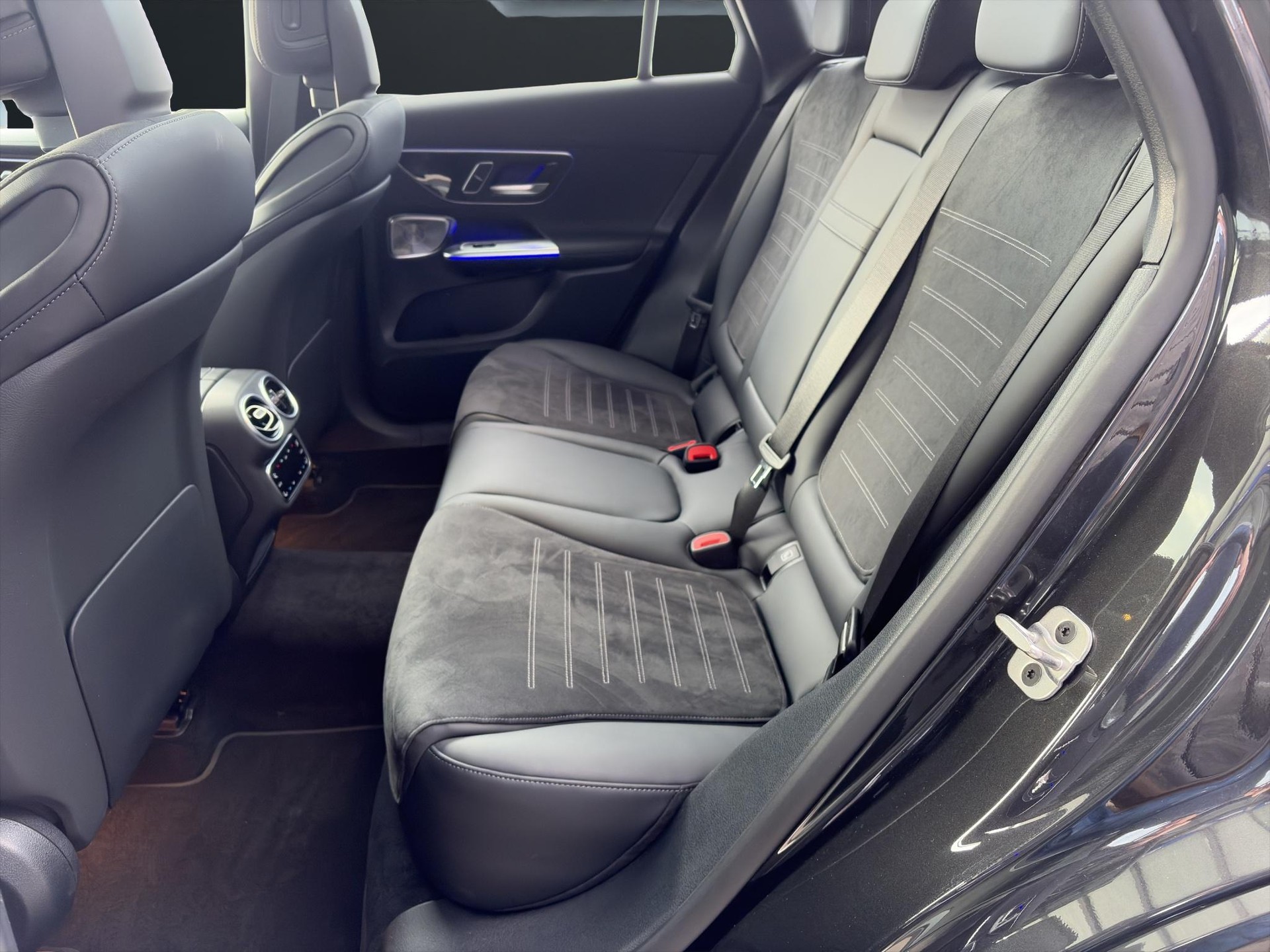 MERCEDES-BENZ GLC 220 d AMG Line 4matic - 16