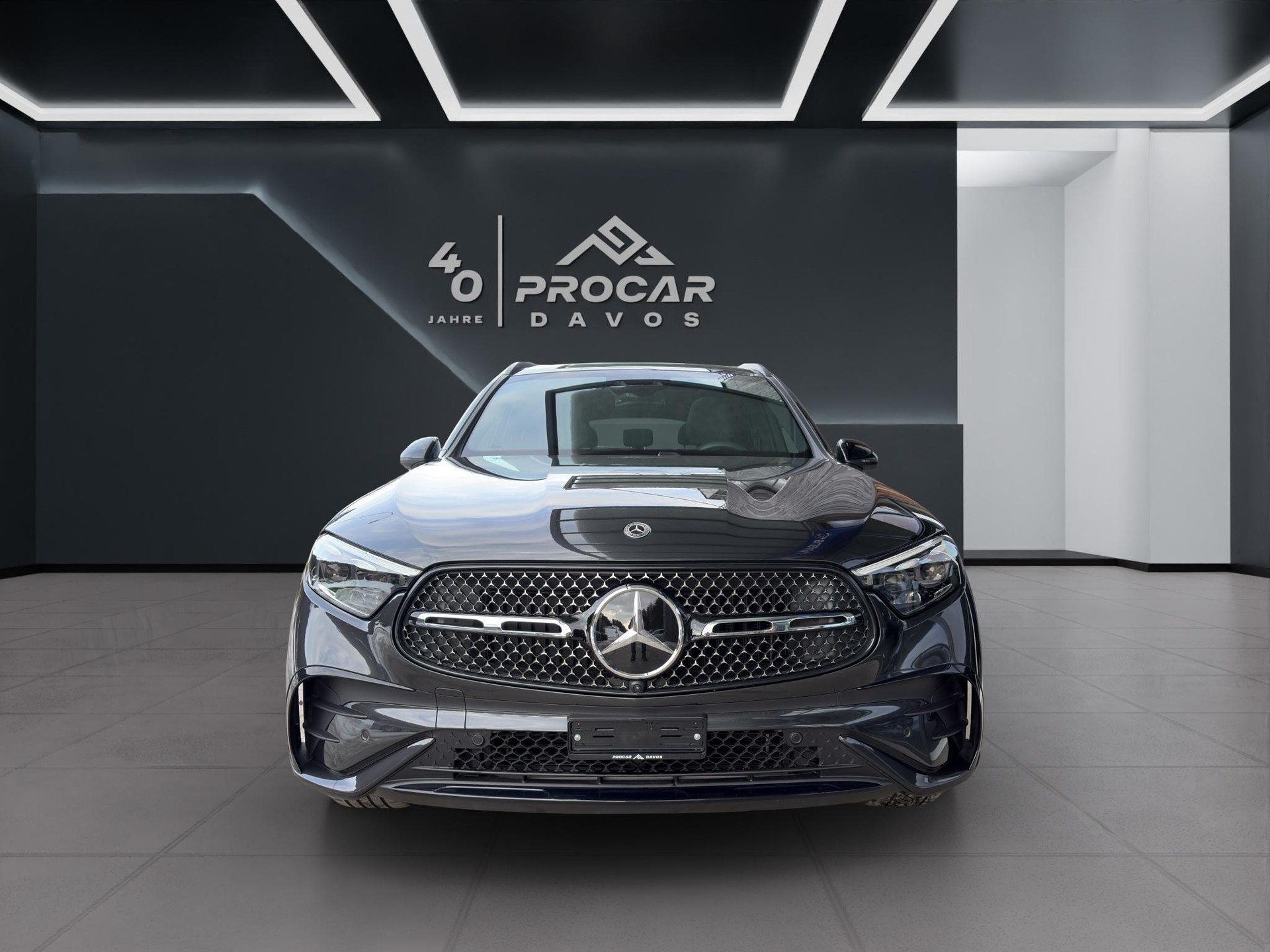 MERCEDES-BENZ GLC 220 d AMG Line 4matic - 3