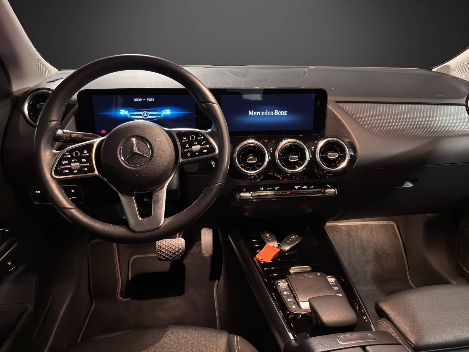 MERCEDES-BENZ GLA 250 4Matic Progressive 8G-DCT - 9