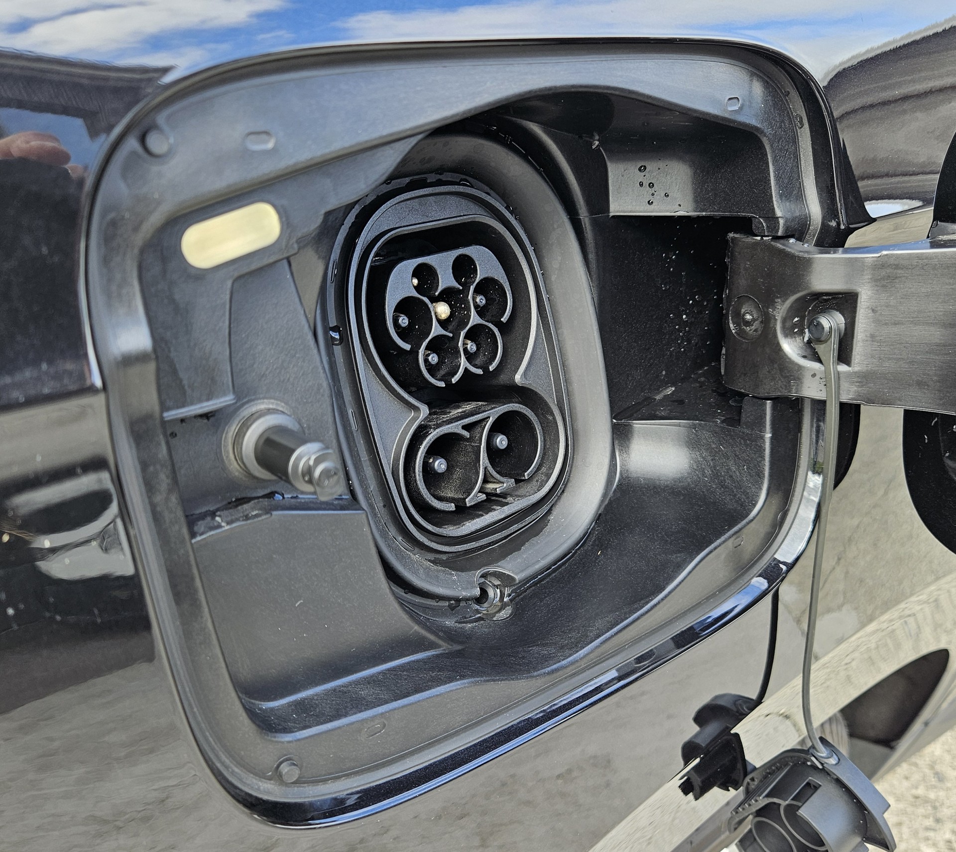 SKODA Enyaq 85x 4x4 mit 286 PS - 8