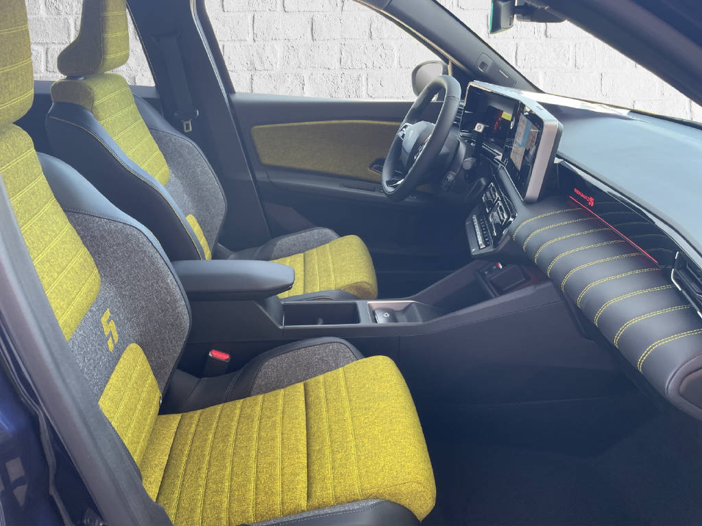 RENAULT R5 E-Tech Comfort Range iconic five - 11