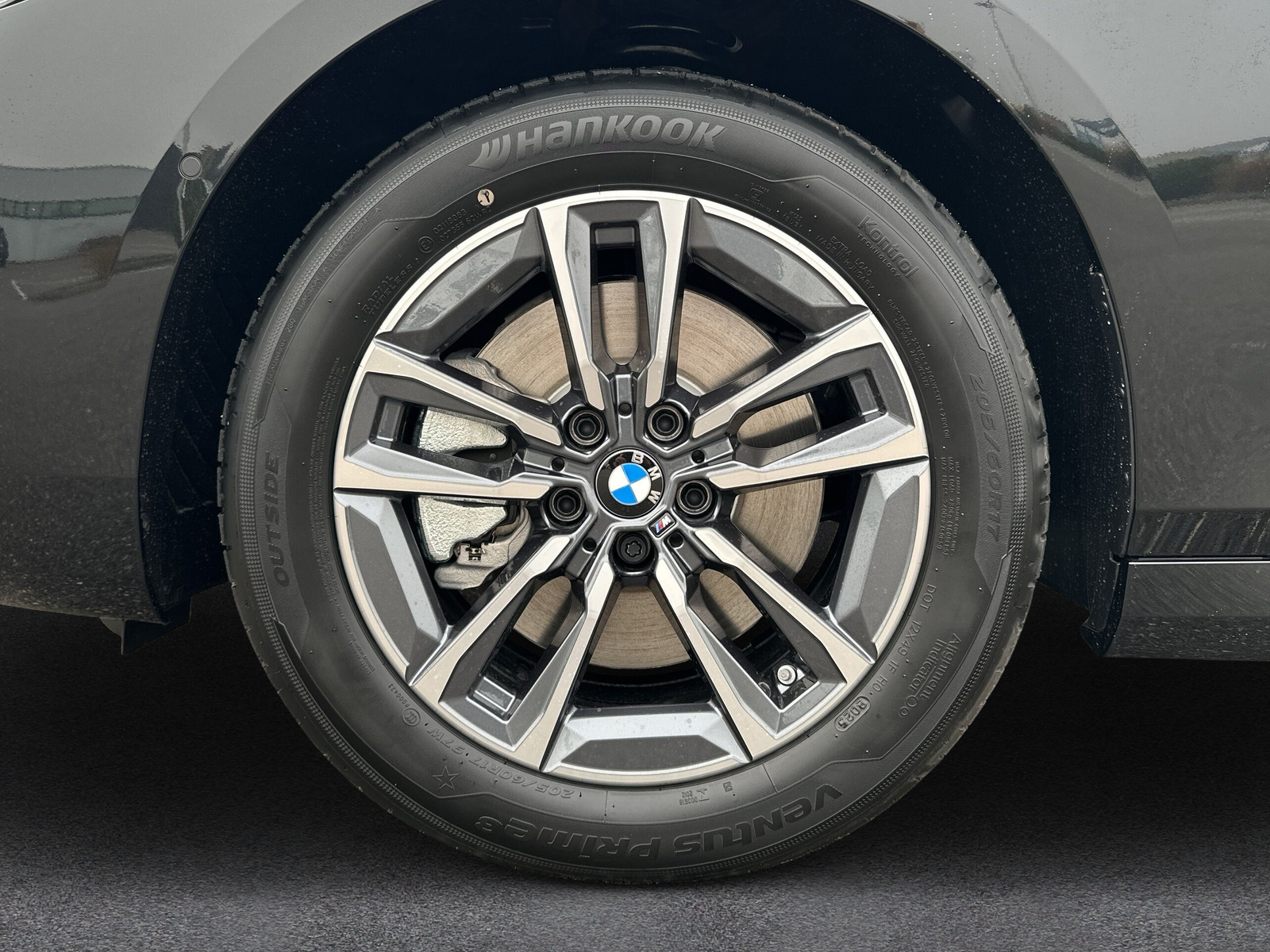 BMW 230e xDrive Active Tourer M Sport**Action de leasing à 0.9%** - 9
