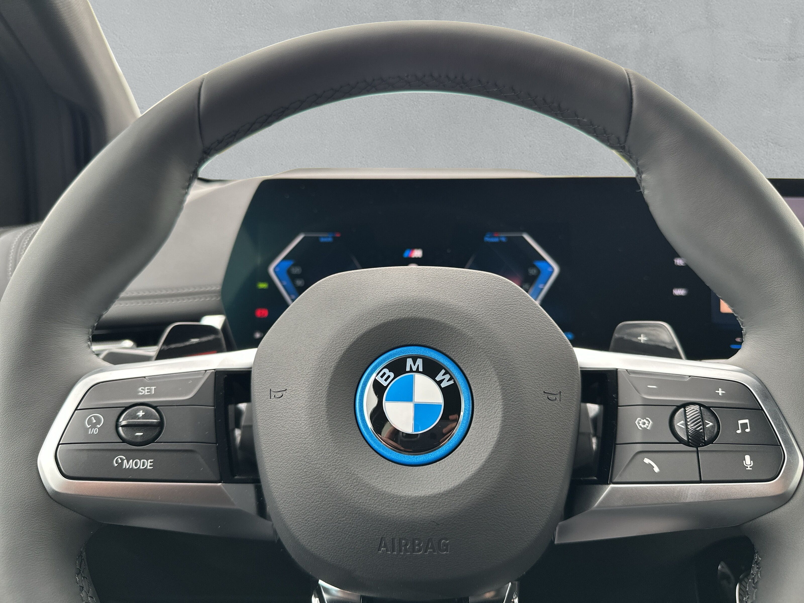 BMW 230e xDrive Active Tourer M Sport**Action de leasing à 0.9%** - 18