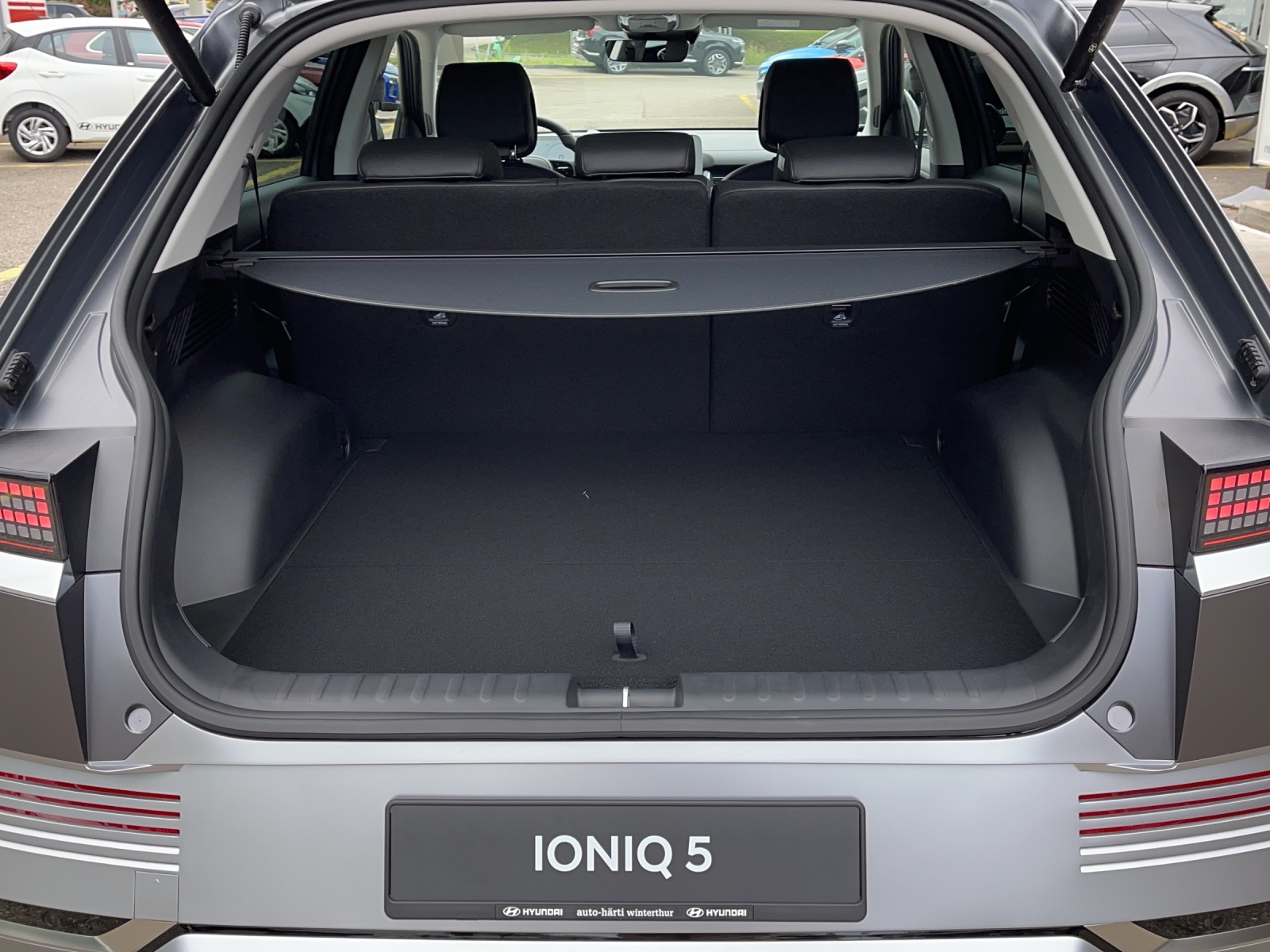 HYUNDAI Ioniq 5 72kW Amplia 4WD - 5