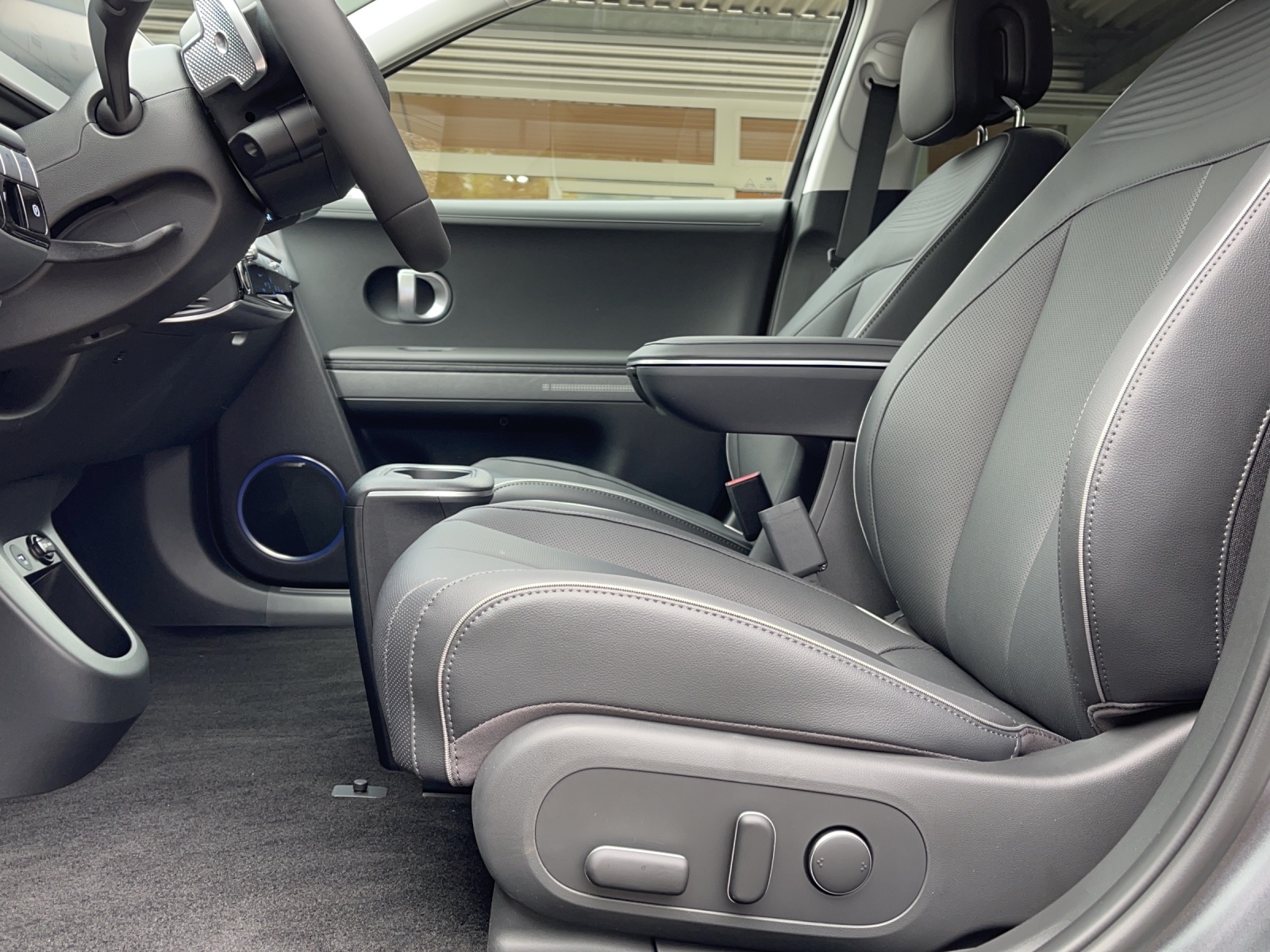 HYUNDAI Ioniq 5 72kW Amplia 4WD - 7