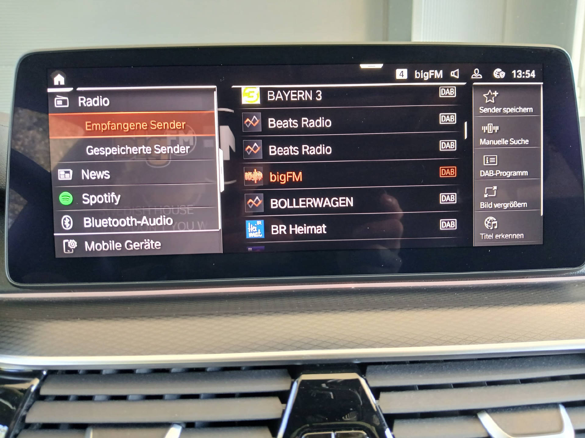 BMW 530d xDrive SAG Touring-14