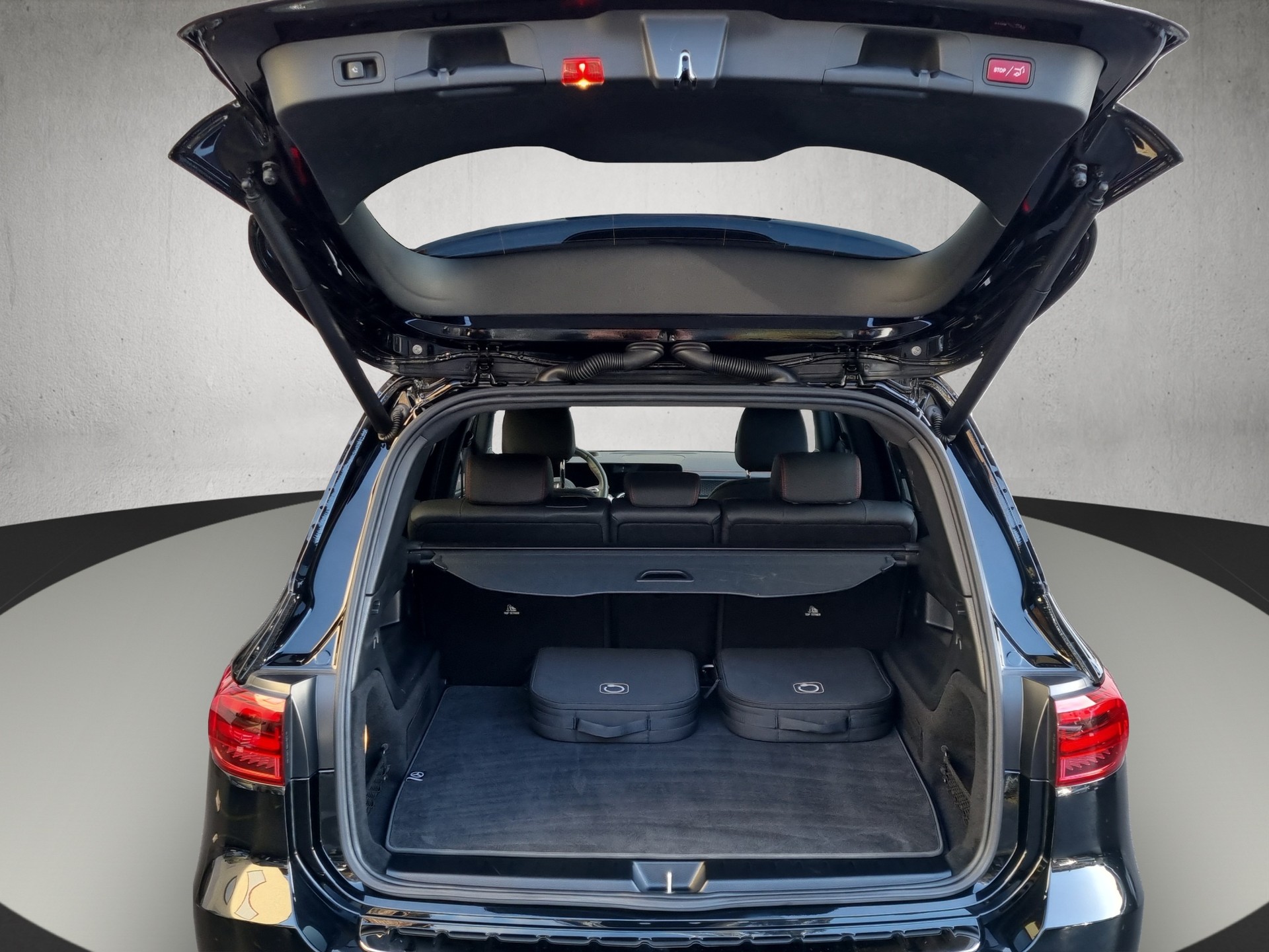 MERCEDES-BENZ EQB 350 - 14