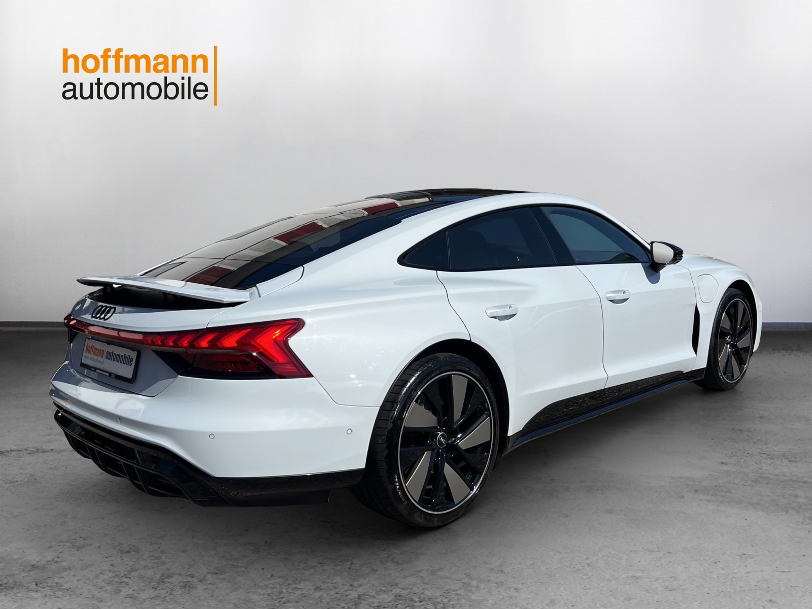 AUDI e-tron GT quattro - 4