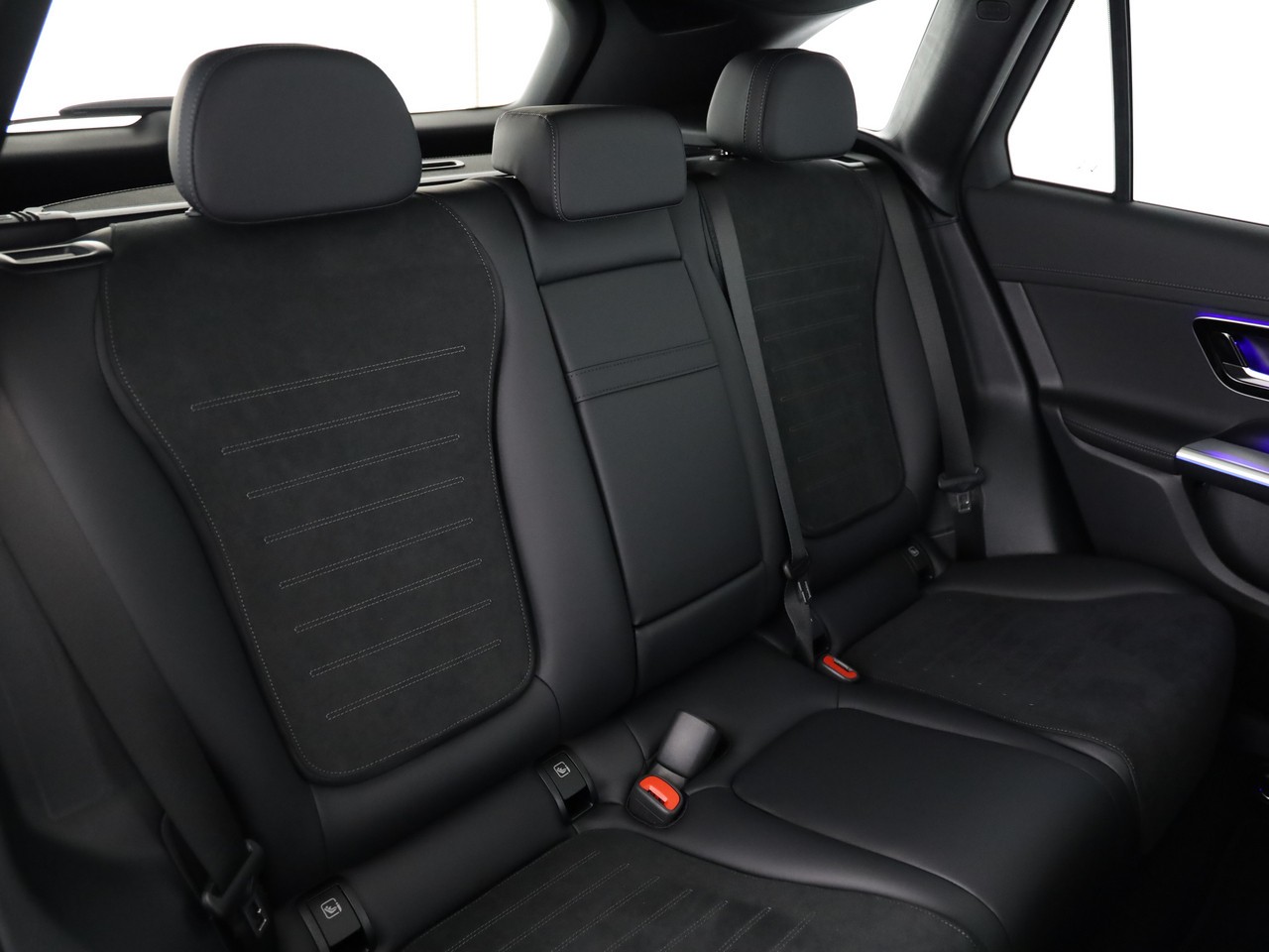 MERCEDES-BENZ GLC 300 4Matic 9G-Tronic - 13