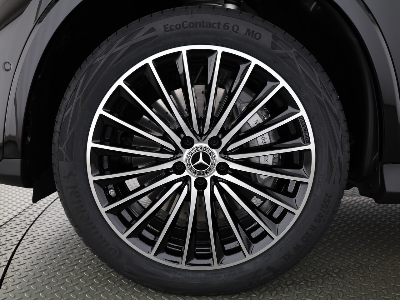 MERCEDES-BENZ GLC 300 4Matic 9G-Tronic - 24