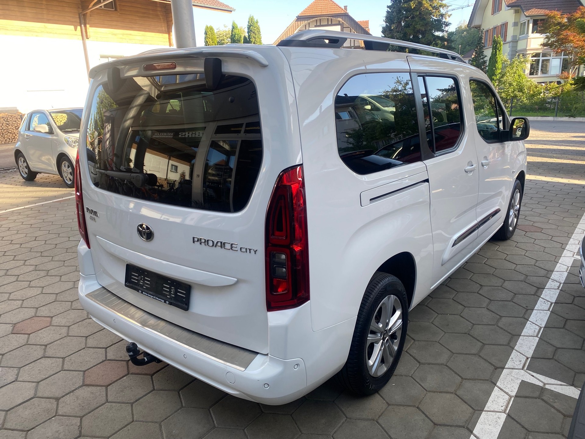 TOYOTA Proace City Verso 1.2 Trend Long Automatik - 3