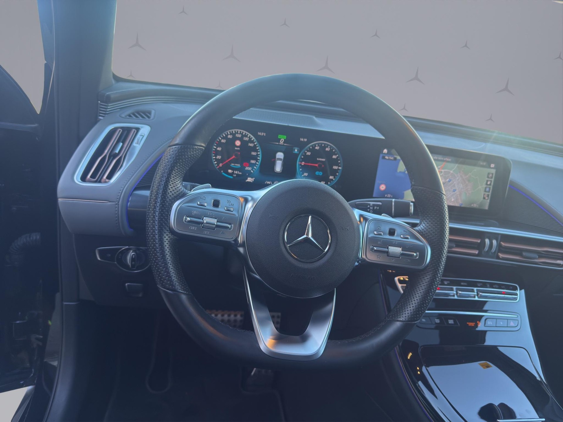 MERCEDES-BENZ EQC 400 AMG Line 4matic - 12