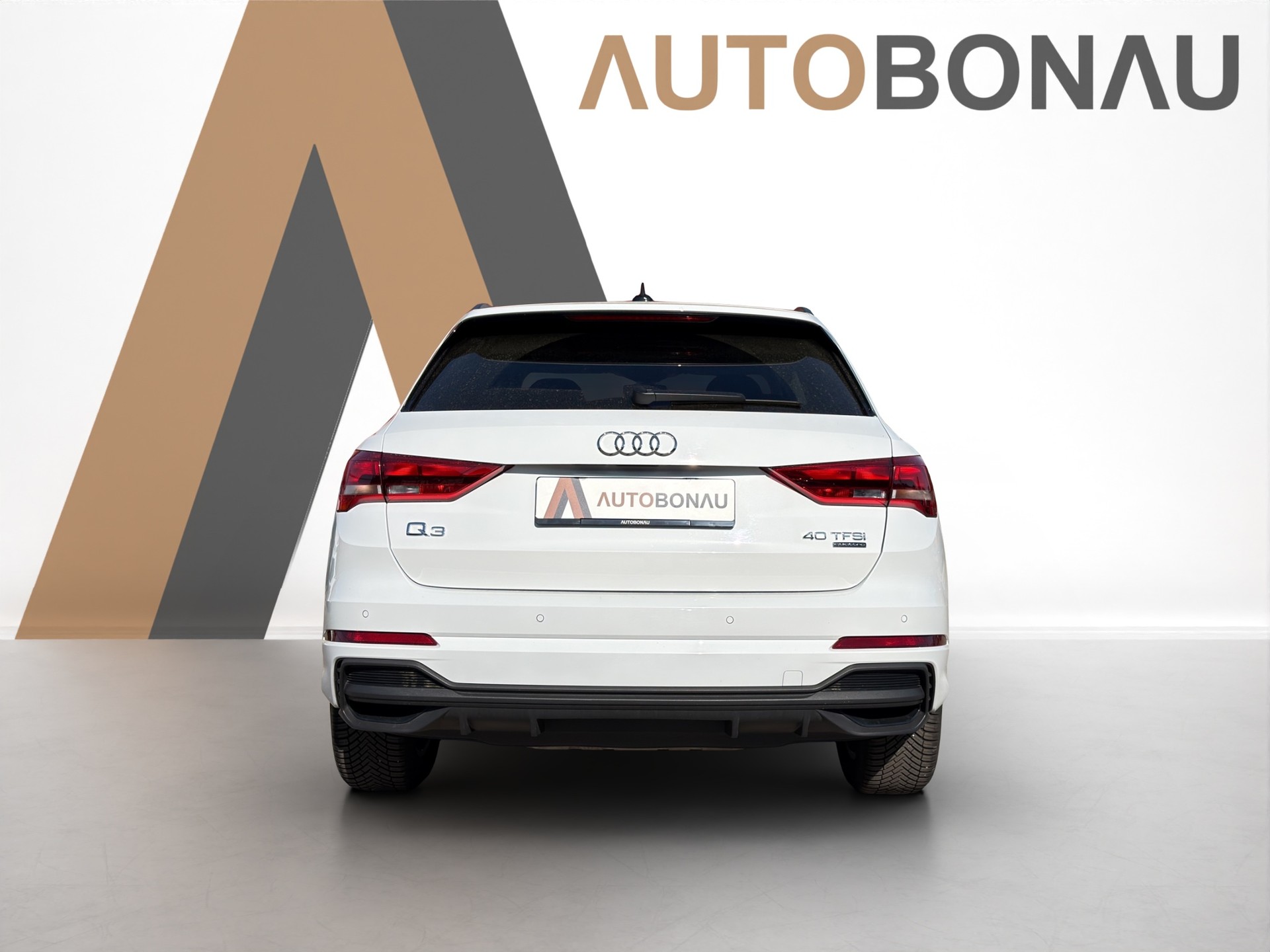 AUDI Q3 2.0 40 TFSI S line quattro S-Tronic Sky black - 33