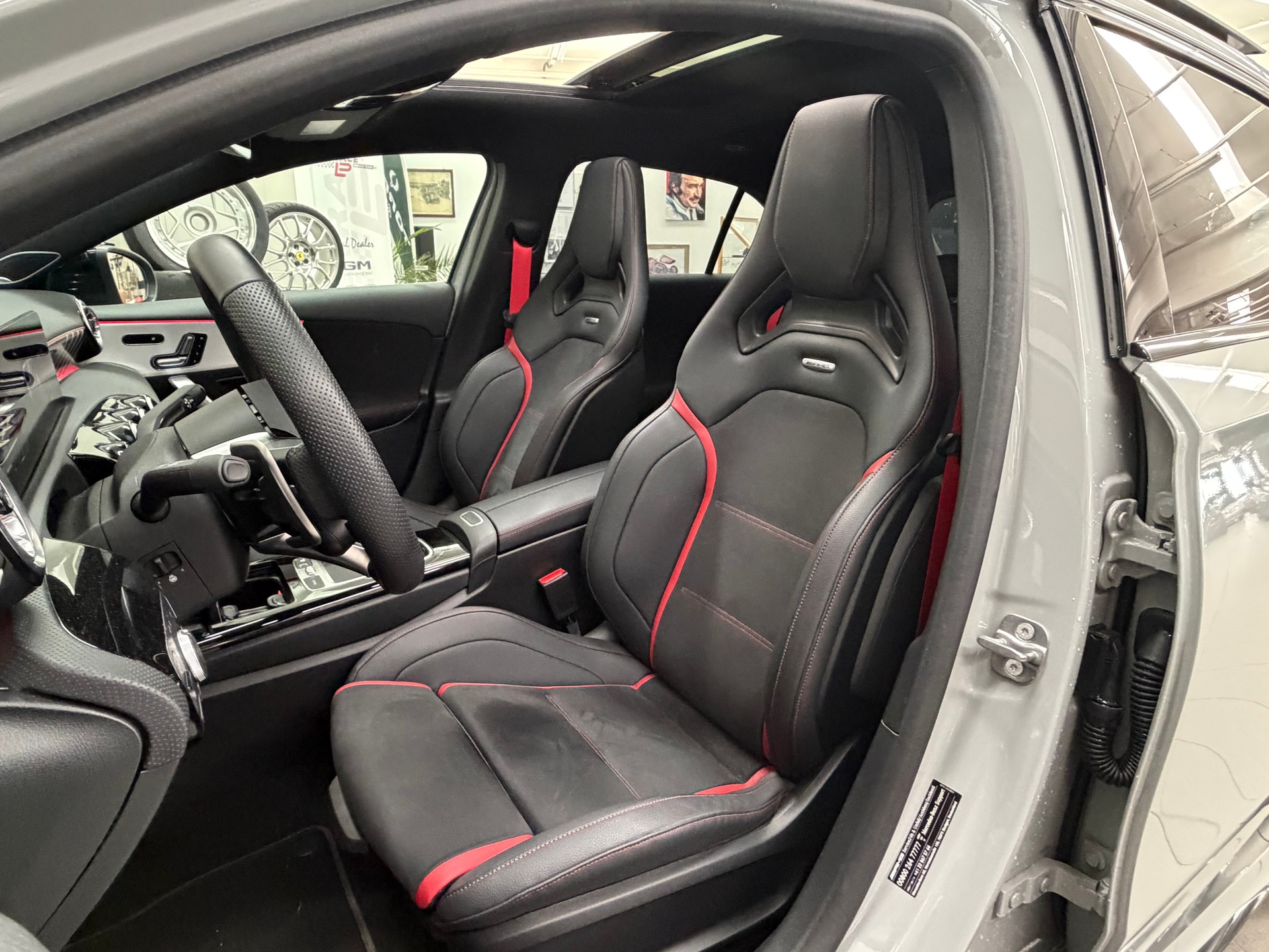 MERCEDES-BENZ A AMG 45 S 4Matic+ 8G-DCT - 11