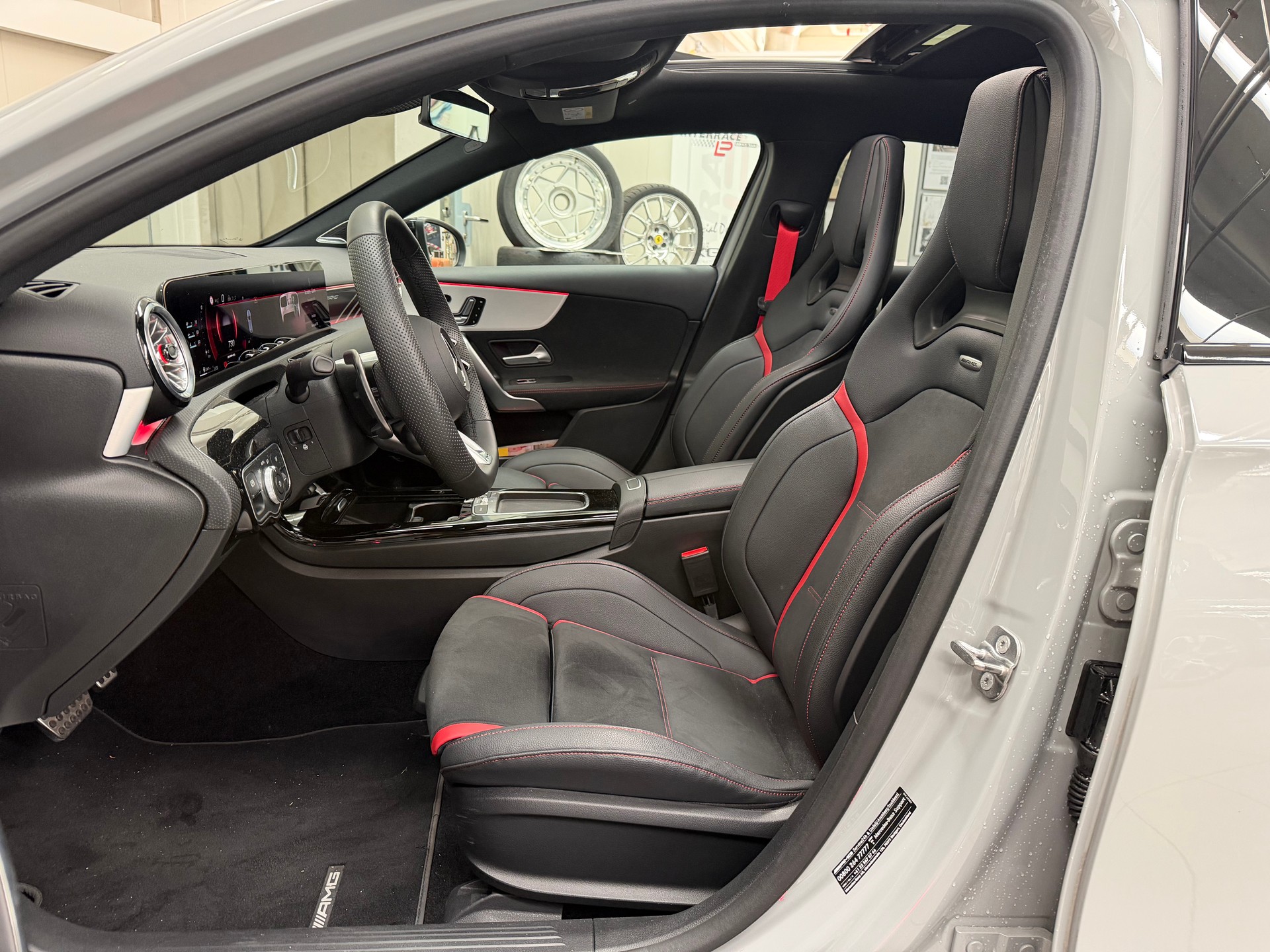 MERCEDES-BENZ A AMG 45 S 4Matic+ 8G-DCT - 6