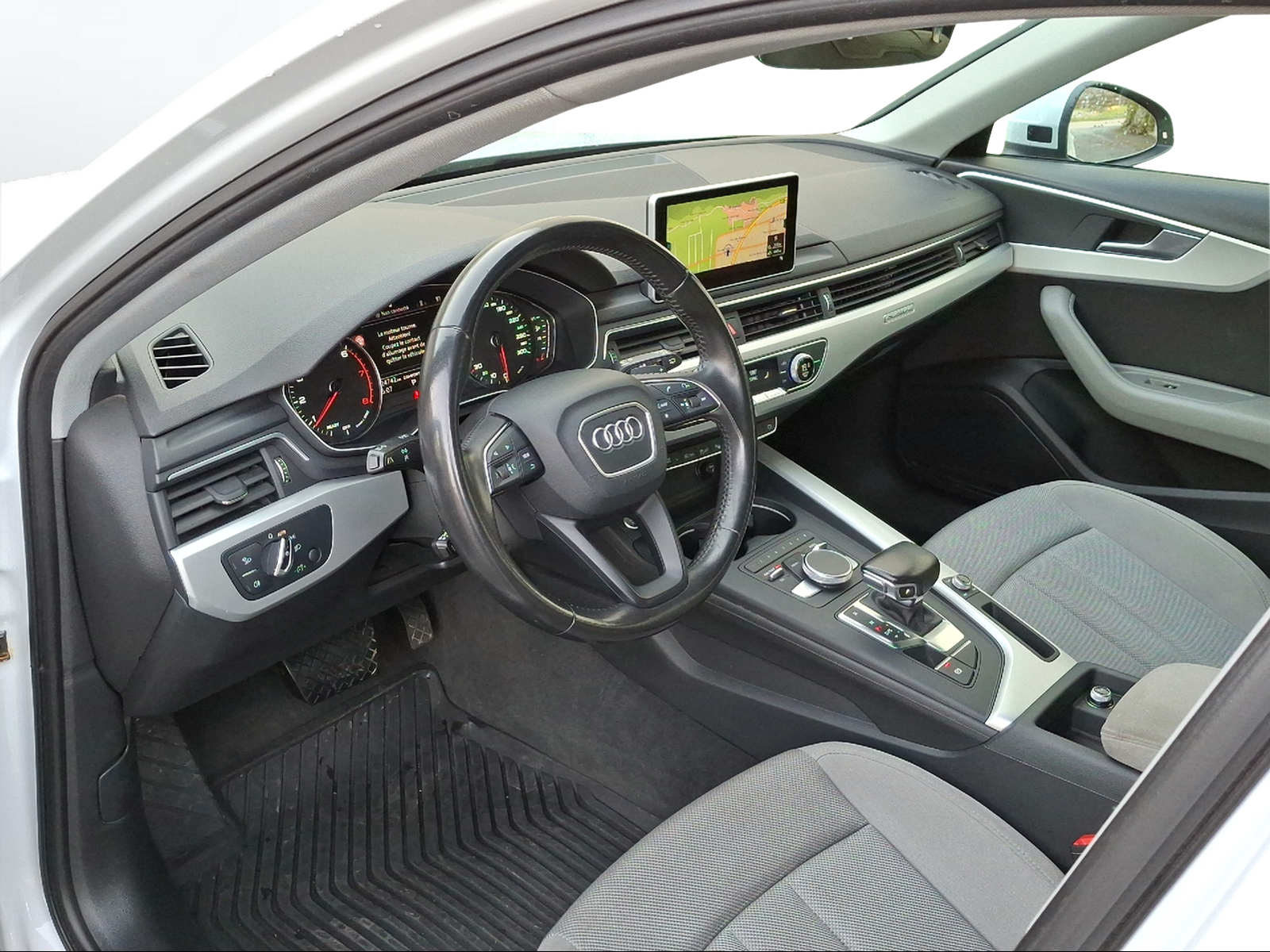 AUDI A4 Avant 2.0 TFSI quattro S-tronic - 9