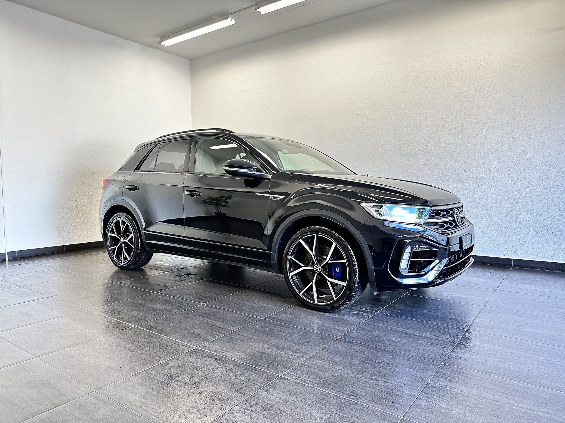 VW T-Roc R Akrapovic 4Motion 2.0 TSI