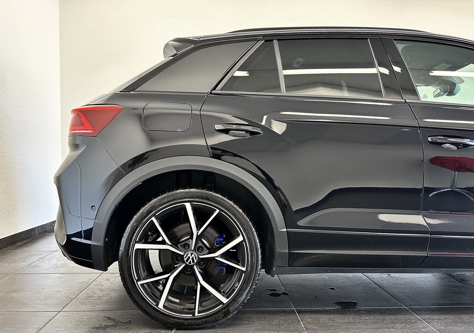 VW T-Roc R Akrapovic 4Motion 2.0 TSI - 11