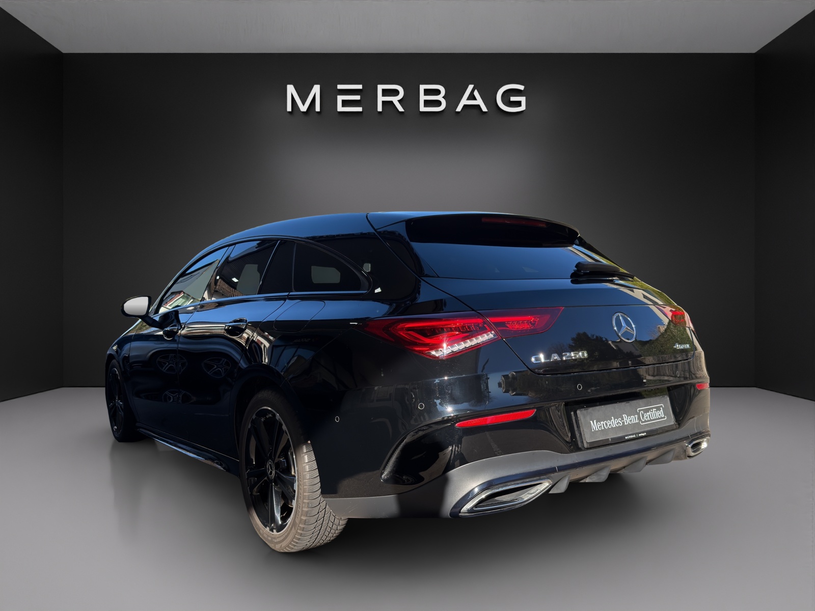 MERCEDES-BENZ CLA Shooting Brake 250 4Matic 7G-DCT AMG Line - 5