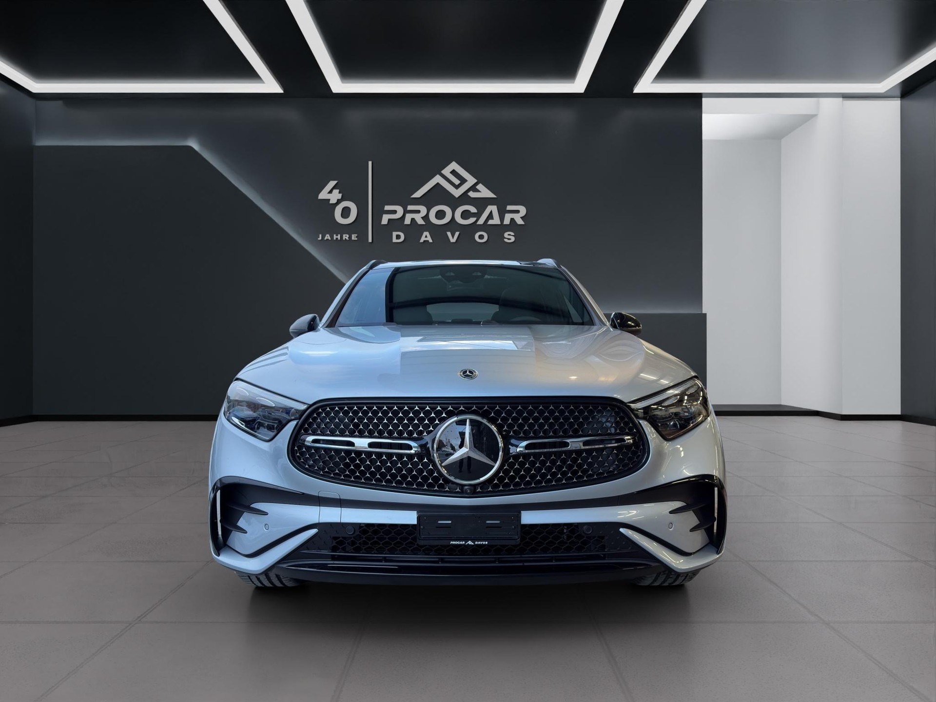 MERCEDES-BENZ GLC 220 d AMG Line 4matic - 3