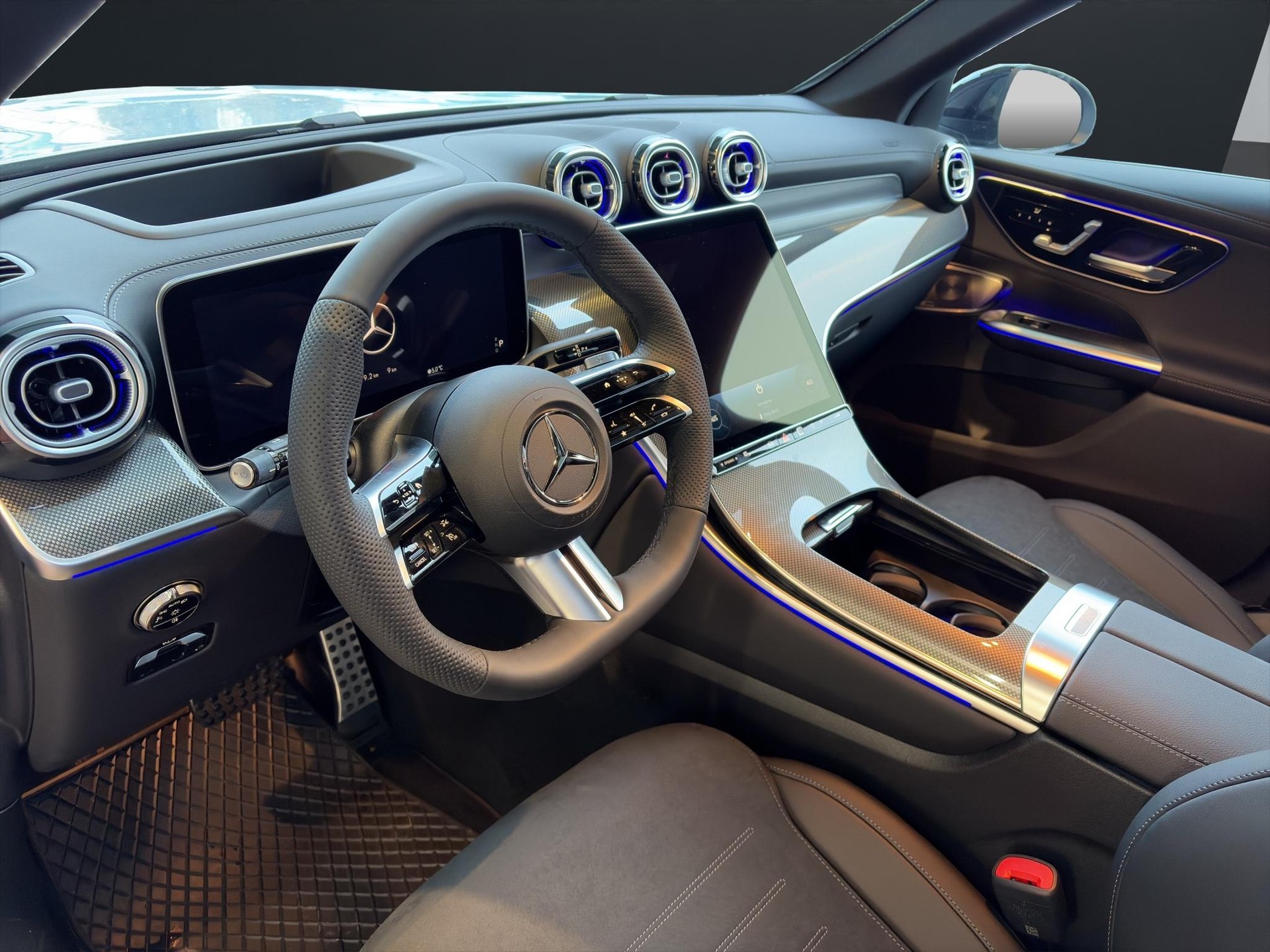 MERCEDES-BENZ GLC 220 d AMG Line 4matic - 6