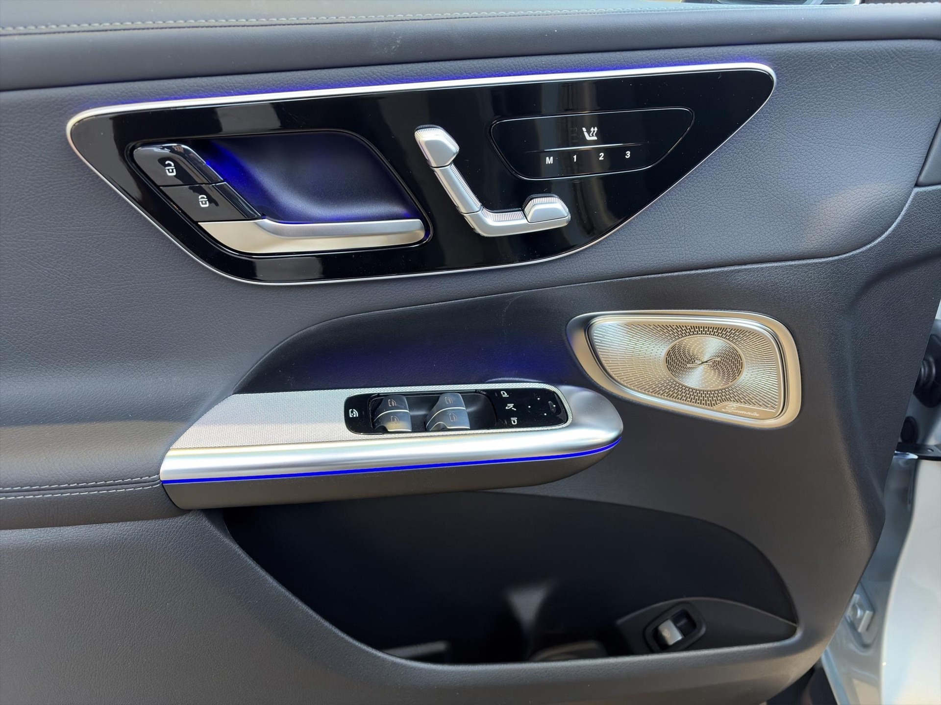 MERCEDES-BENZ GLC 220 d AMG Line 4matic - 9