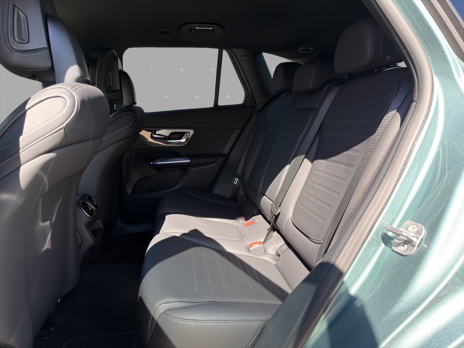 MERCEDES-BENZ GLC 200 4Matic 9G-Tronic - 11